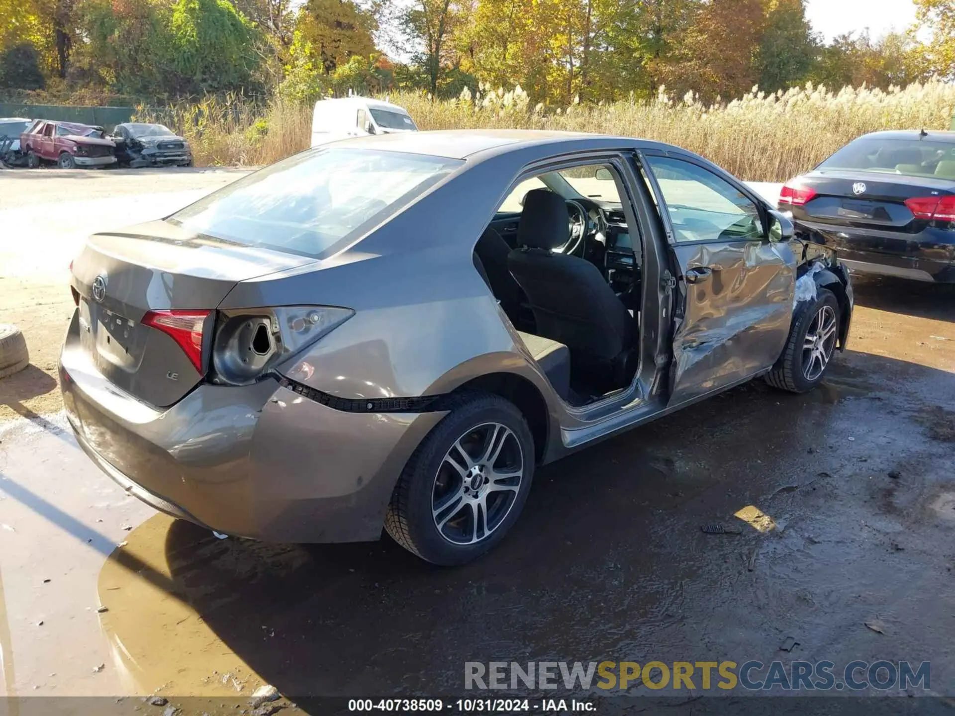 4 fotografías del automóvil dañado 5YFBURHE9KP889925 TOYOTA COROLLA 2019
