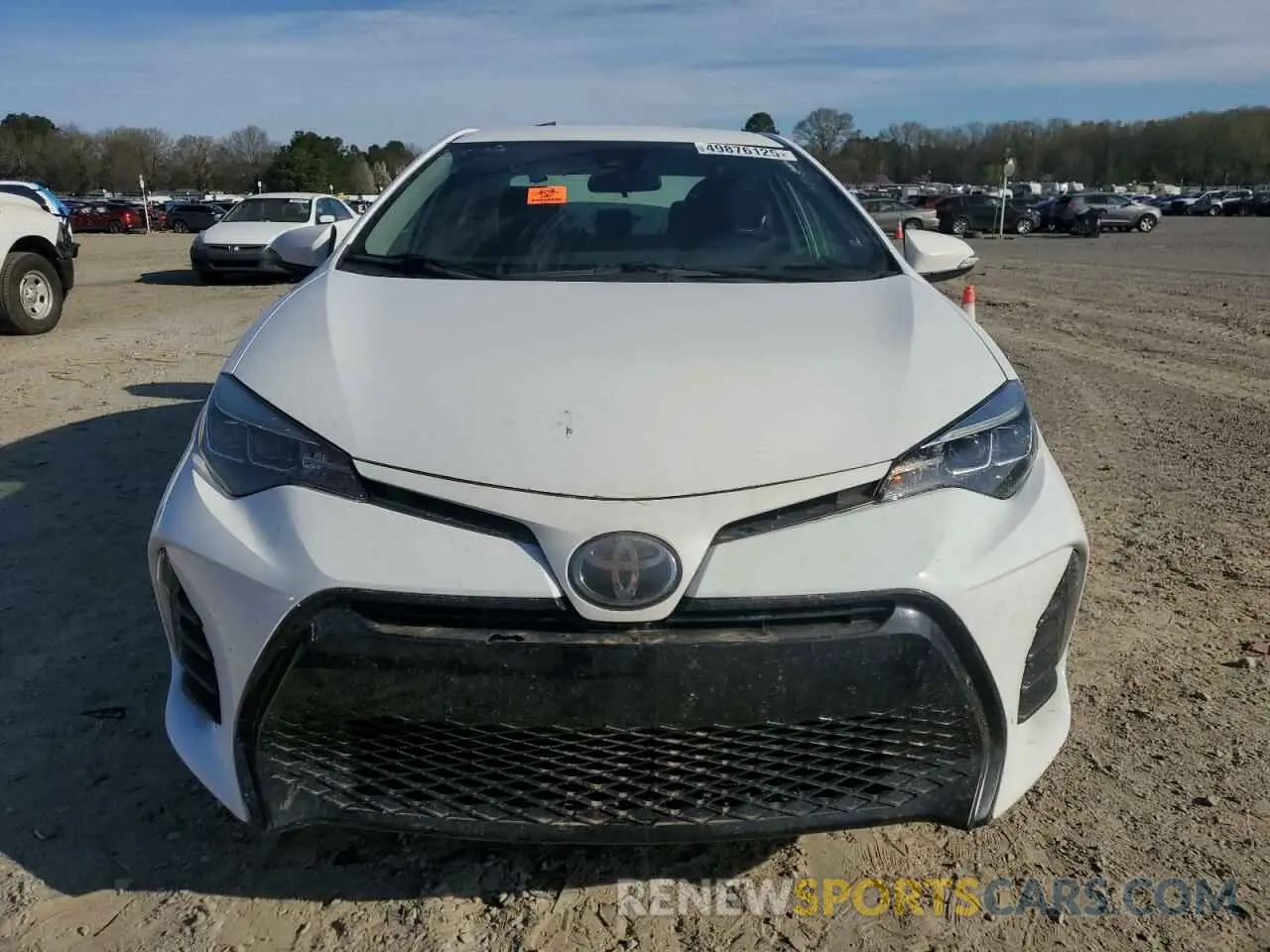 5 fotografías del automóvil dañado 5YFBURHE9KP891142 TOYOTA COROLLA 2019