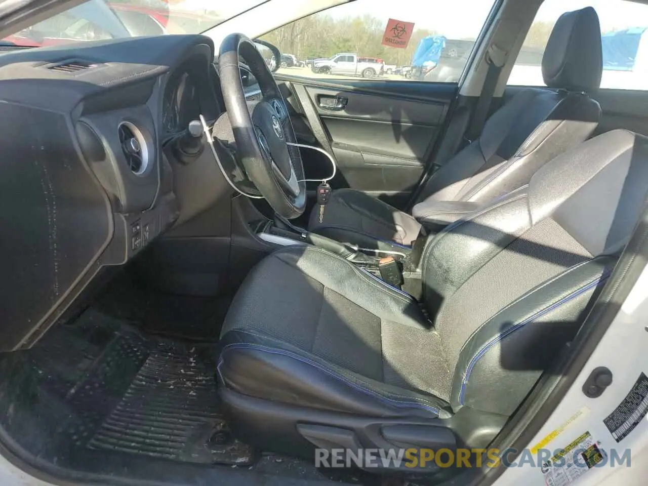 7 fotografías del automóvil dañado 5YFBURHE9KP891142 TOYOTA COROLLA 2019