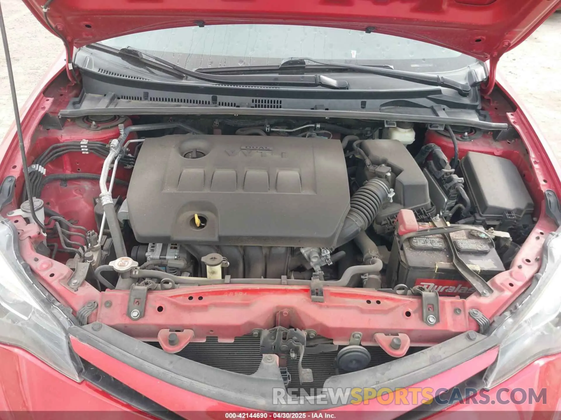 10 fotografías del automóvil dañado 5YFBURHE9KP893540 TOYOTA COROLLA 2019