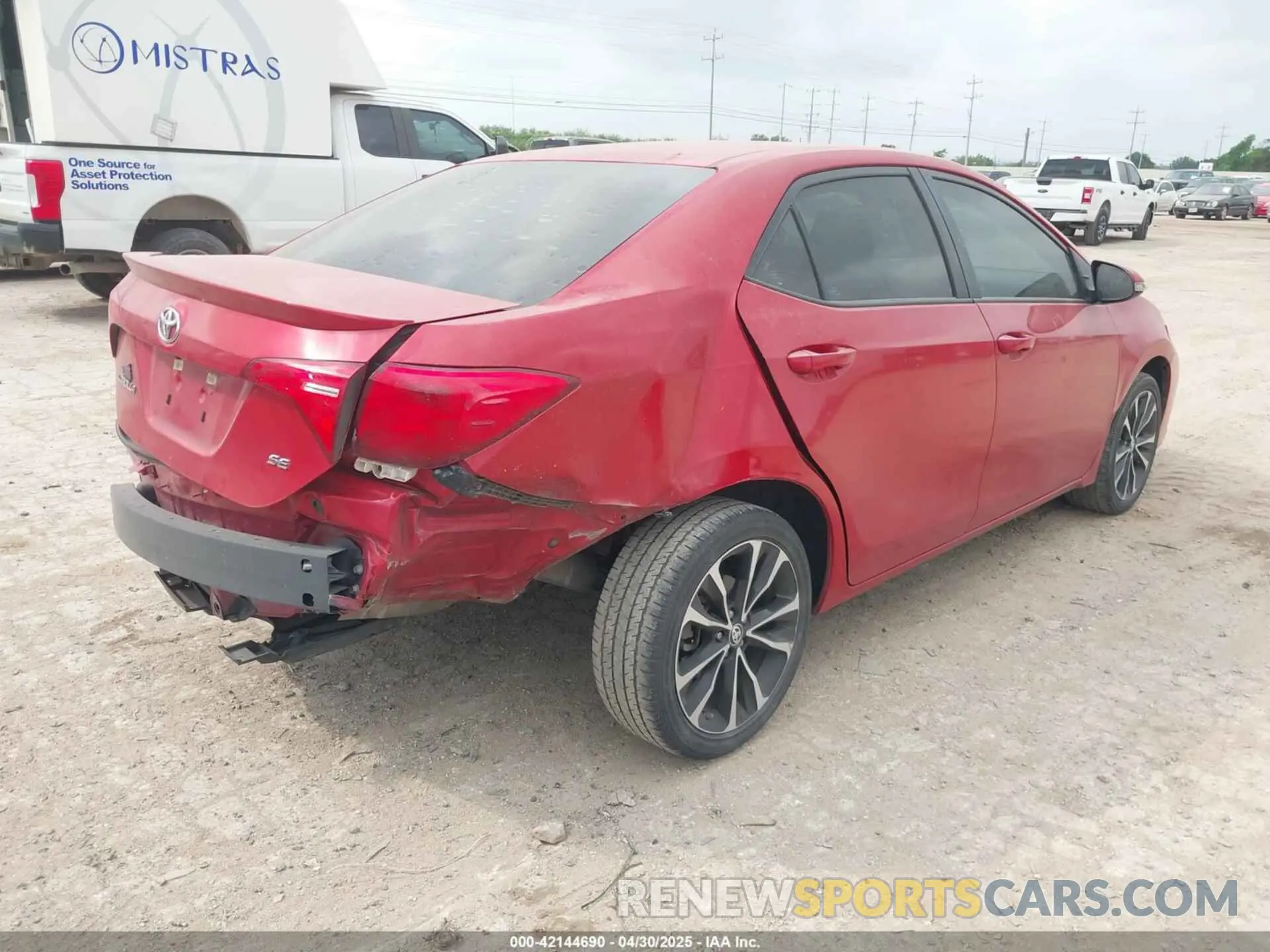 4 fotografías del automóvil dañado 5YFBURHE9KP893540 TOYOTA COROLLA 2019