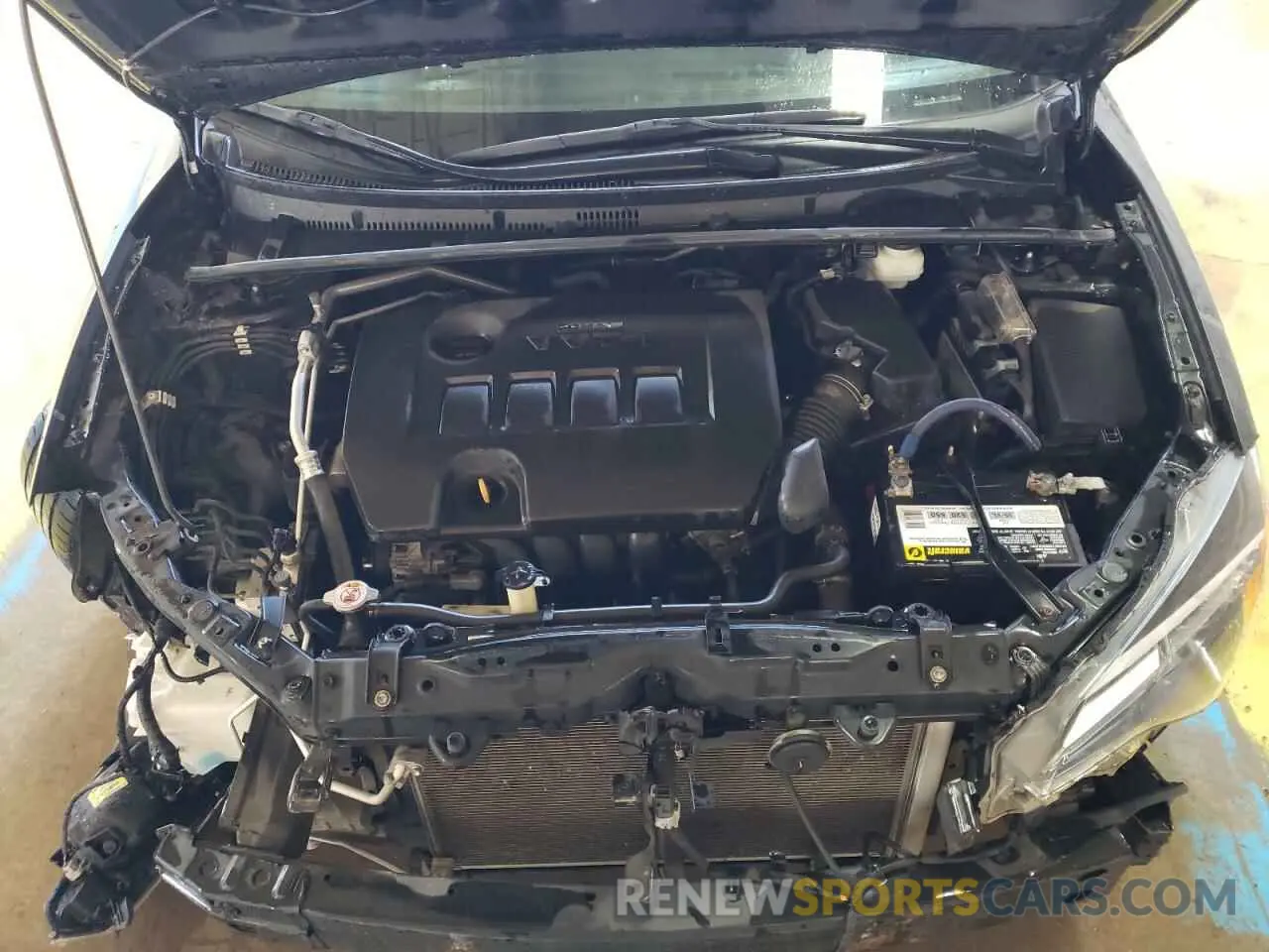 11 fotografías del automóvil dañado 5YFBURHE9KP894817 TOYOTA COROLLA 2019