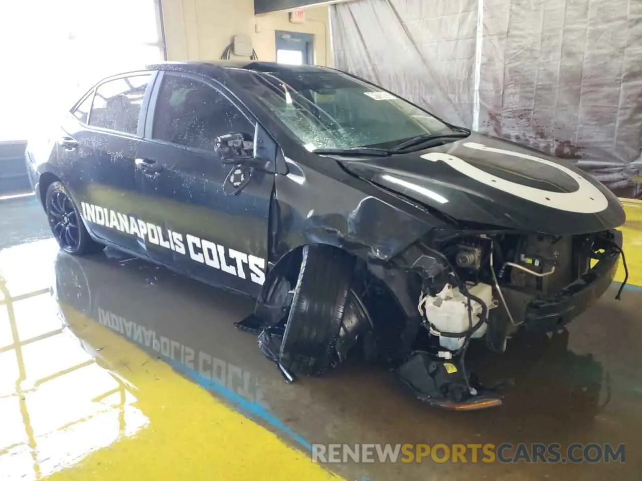 4 fotografías del automóvil dañado 5YFBURHE9KP894817 TOYOTA COROLLA 2019