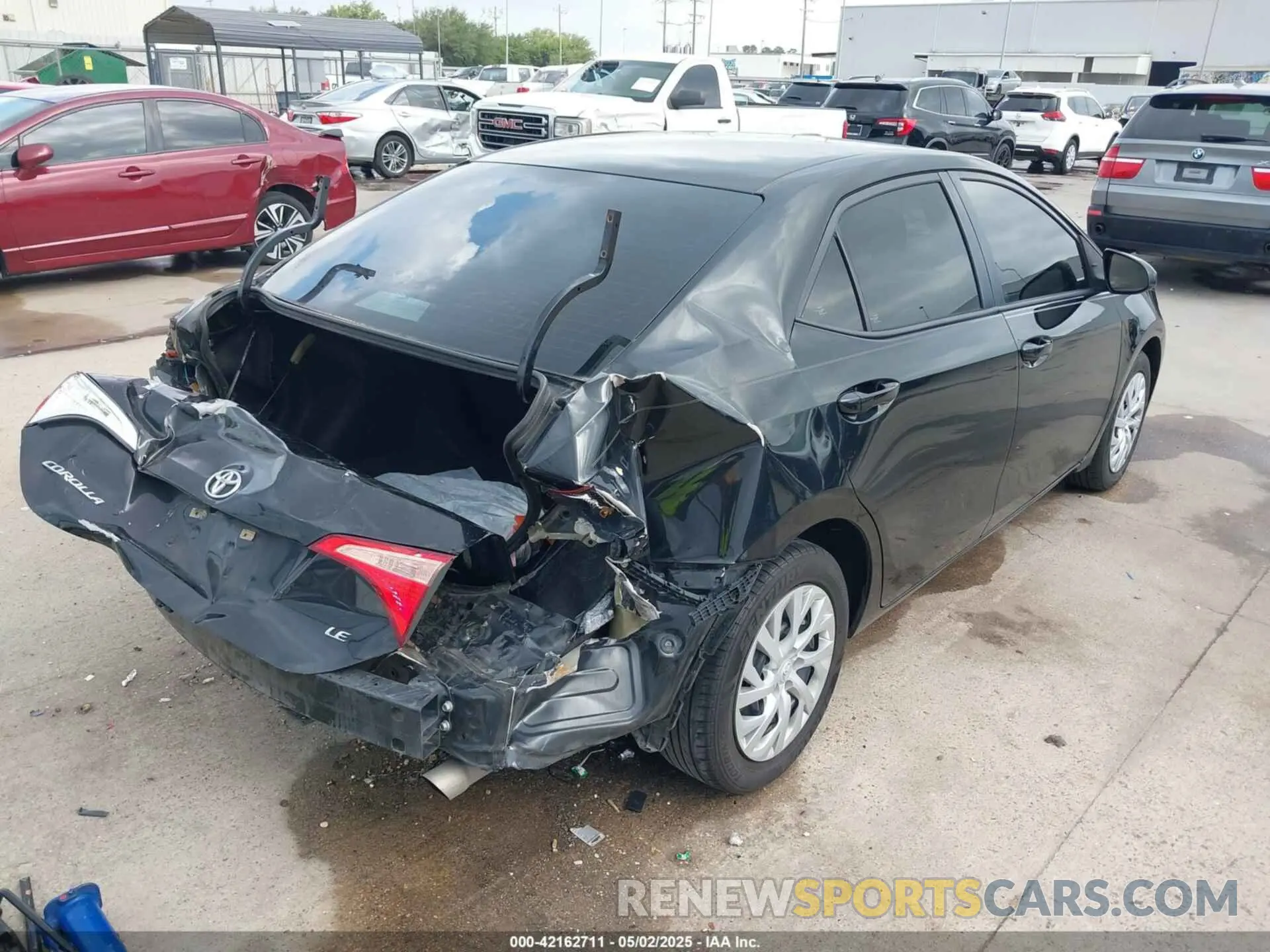 4 fotografías del automóvil dañado 5YFBURHE9KP901622 TOYOTA COROLLA 2019