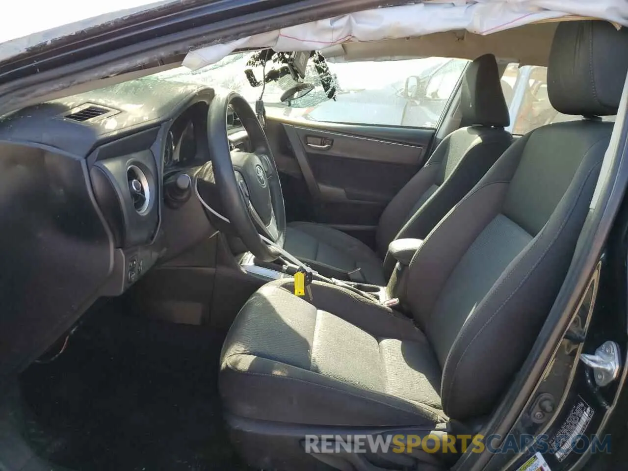 7 fotografías del automóvil dañado 5YFBURHE9KP904634 TOYOTA COROLLA 2019