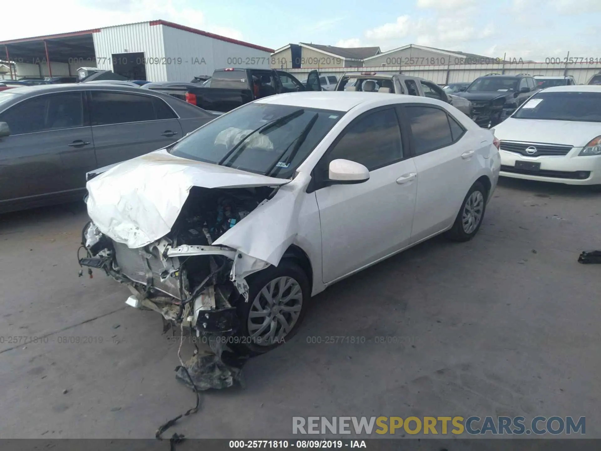 2 fotografías del automóvil dañado 5YFBURHE9KP906304 TOYOTA COROLLA 2019