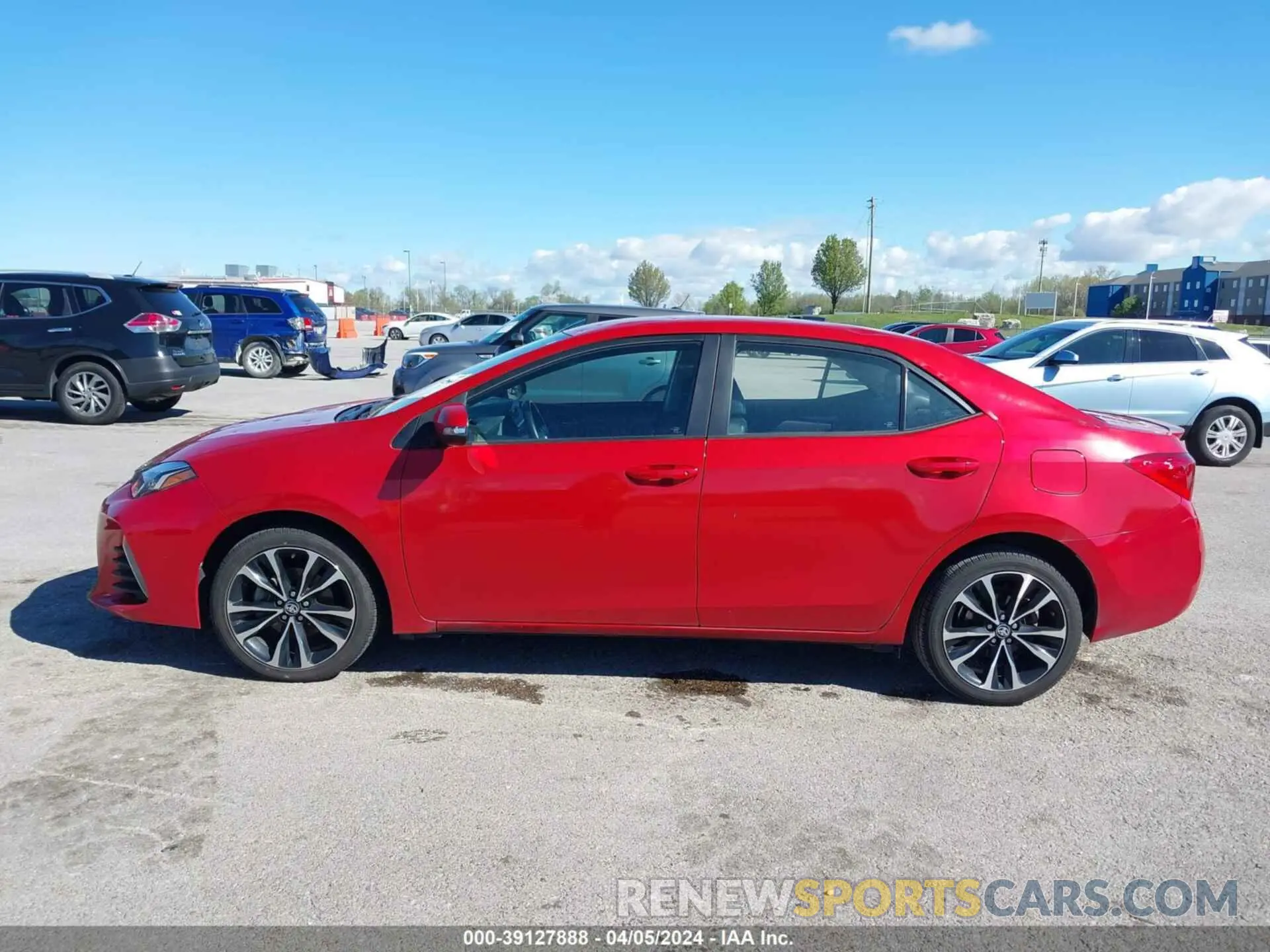 14 fotografías del automóvil dañado 5YFBURHE9KP907680 TOYOTA COROLLA 2019