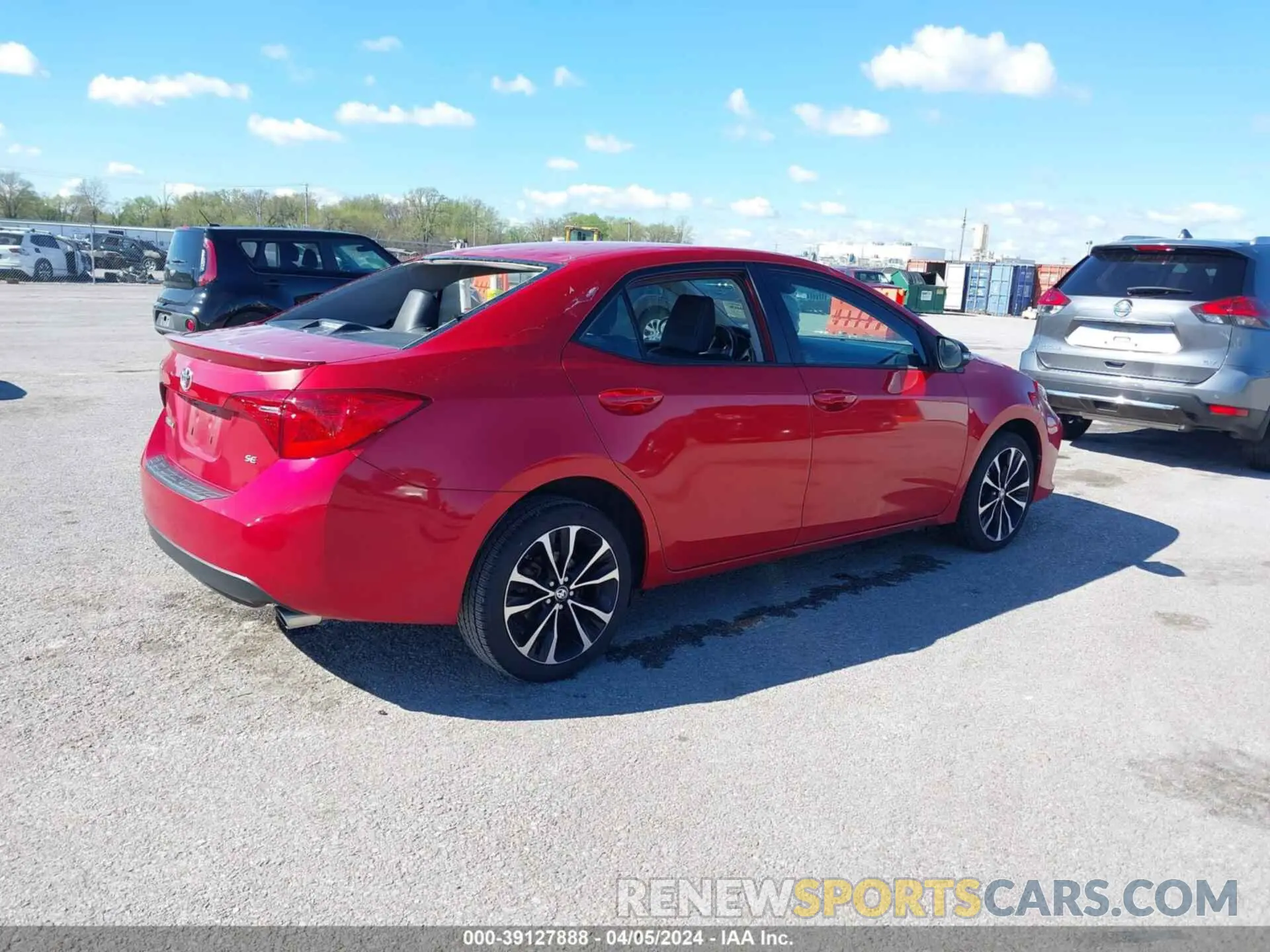 4 fotografías del automóvil dañado 5YFBURHE9KP907680 TOYOTA COROLLA 2019