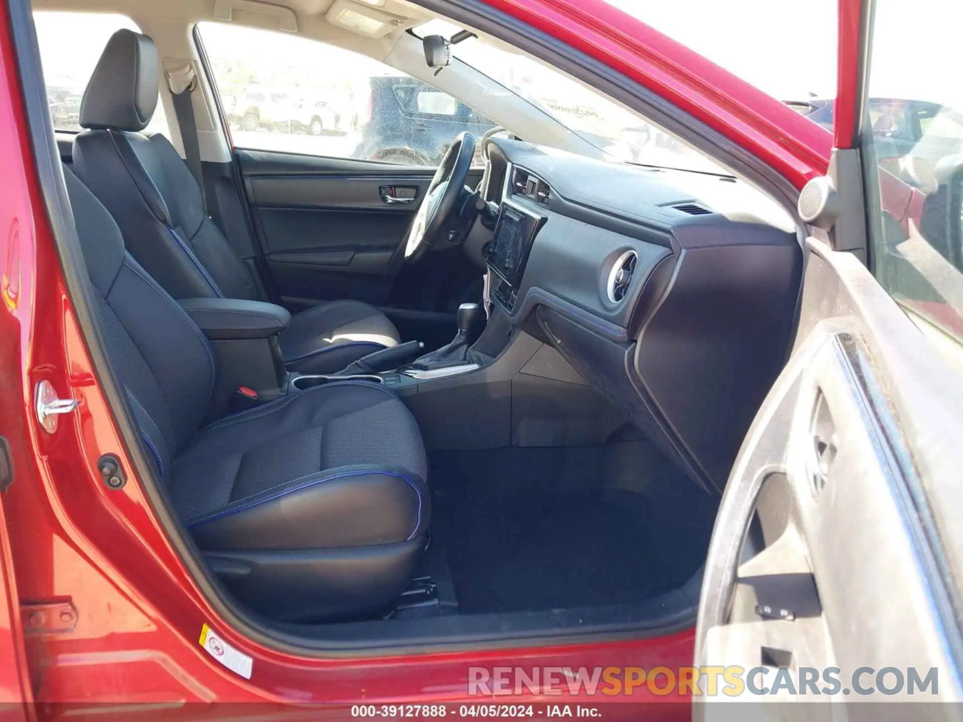 5 fotografías del automóvil dañado 5YFBURHE9KP907680 TOYOTA COROLLA 2019