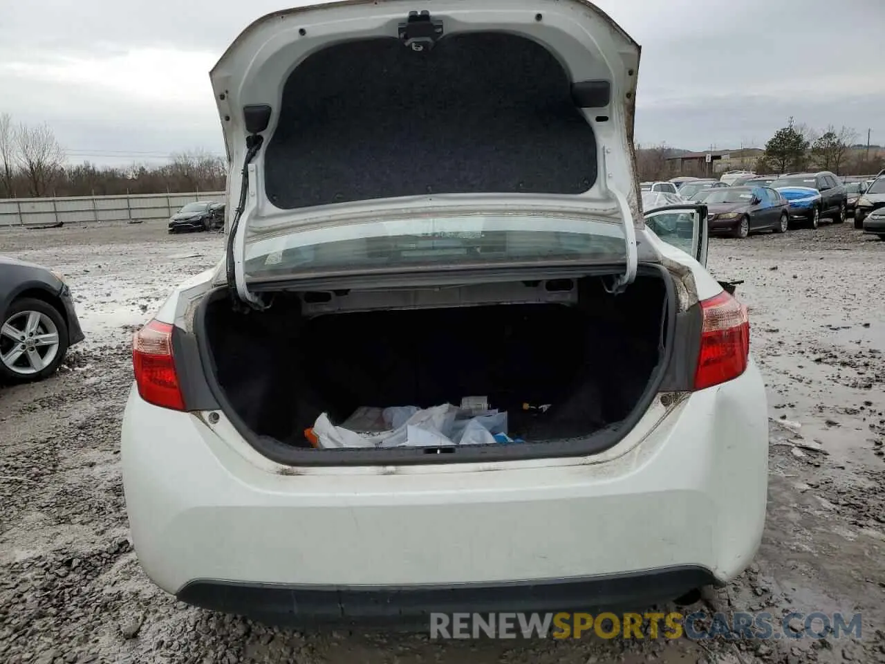 6 fotografías del automóvil dañado 5YFBURHE9KP912488 TOYOTA COROLLA 2019