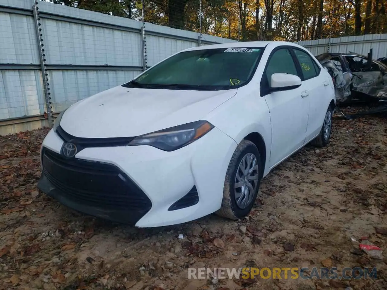 2 fotografías del automóvil dañado 5YFBURHE9KP919411 TOYOTA COROLLA 2019