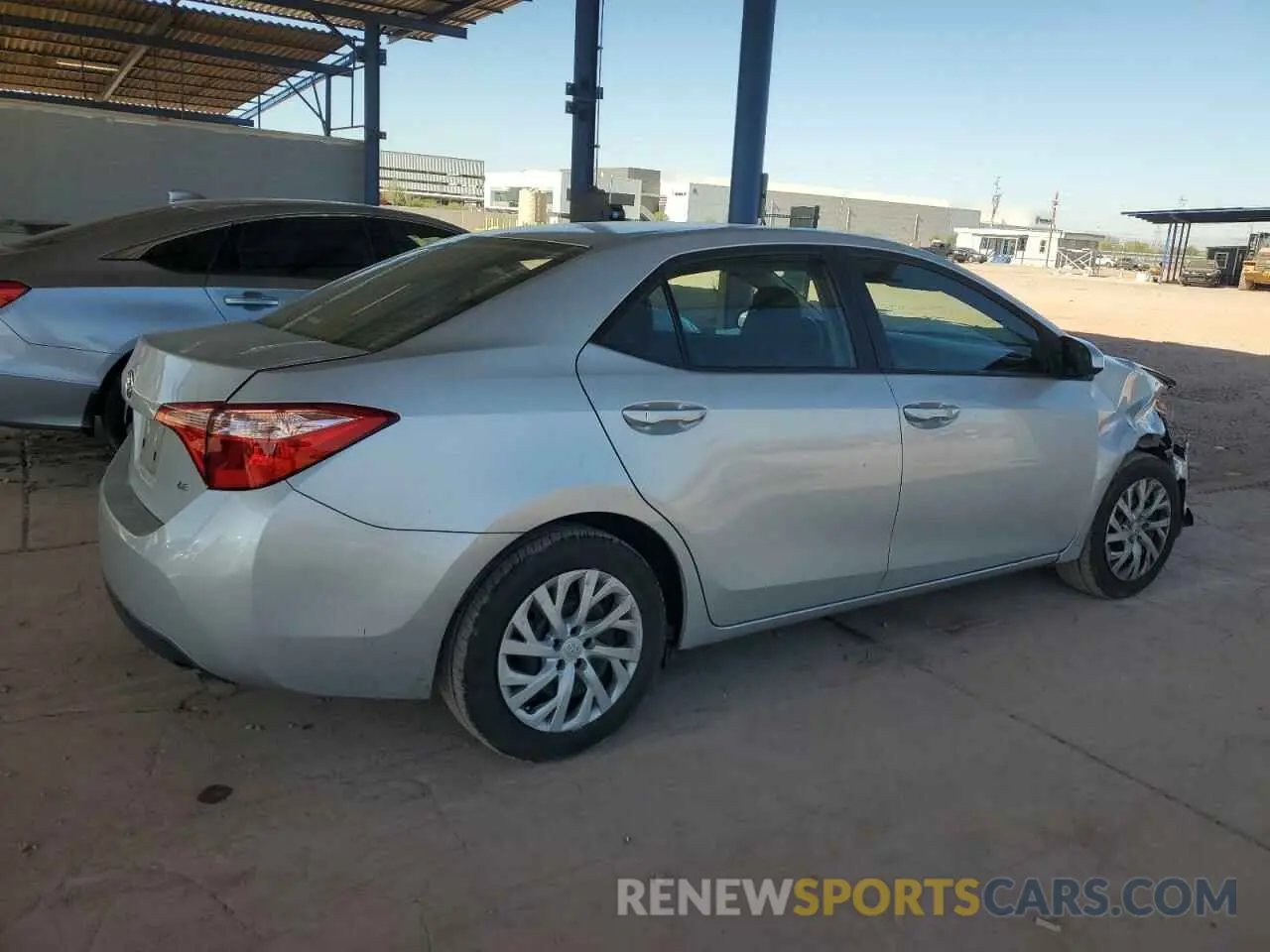 3 fotografías del automóvil dañado 5YFBURHE9KP931722 TOYOTA COROLLA 2019
