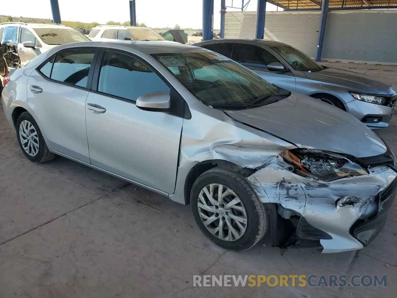4 fotografías del automóvil dañado 5YFBURHE9KP931722 TOYOTA COROLLA 2019