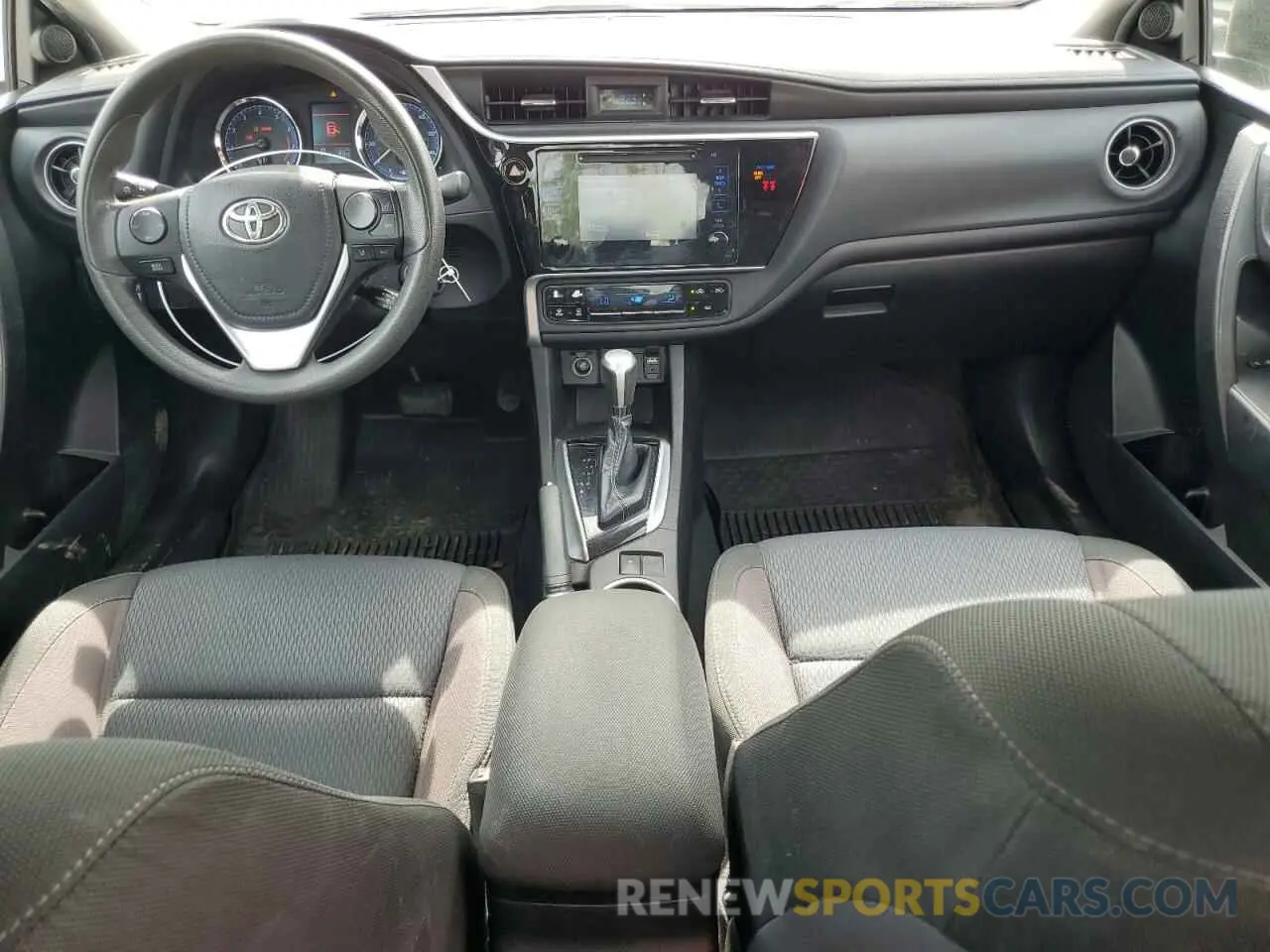 8 fotografías del automóvil dañado 5YFBURHE9KP932403 TOYOTA COROLLA 2019