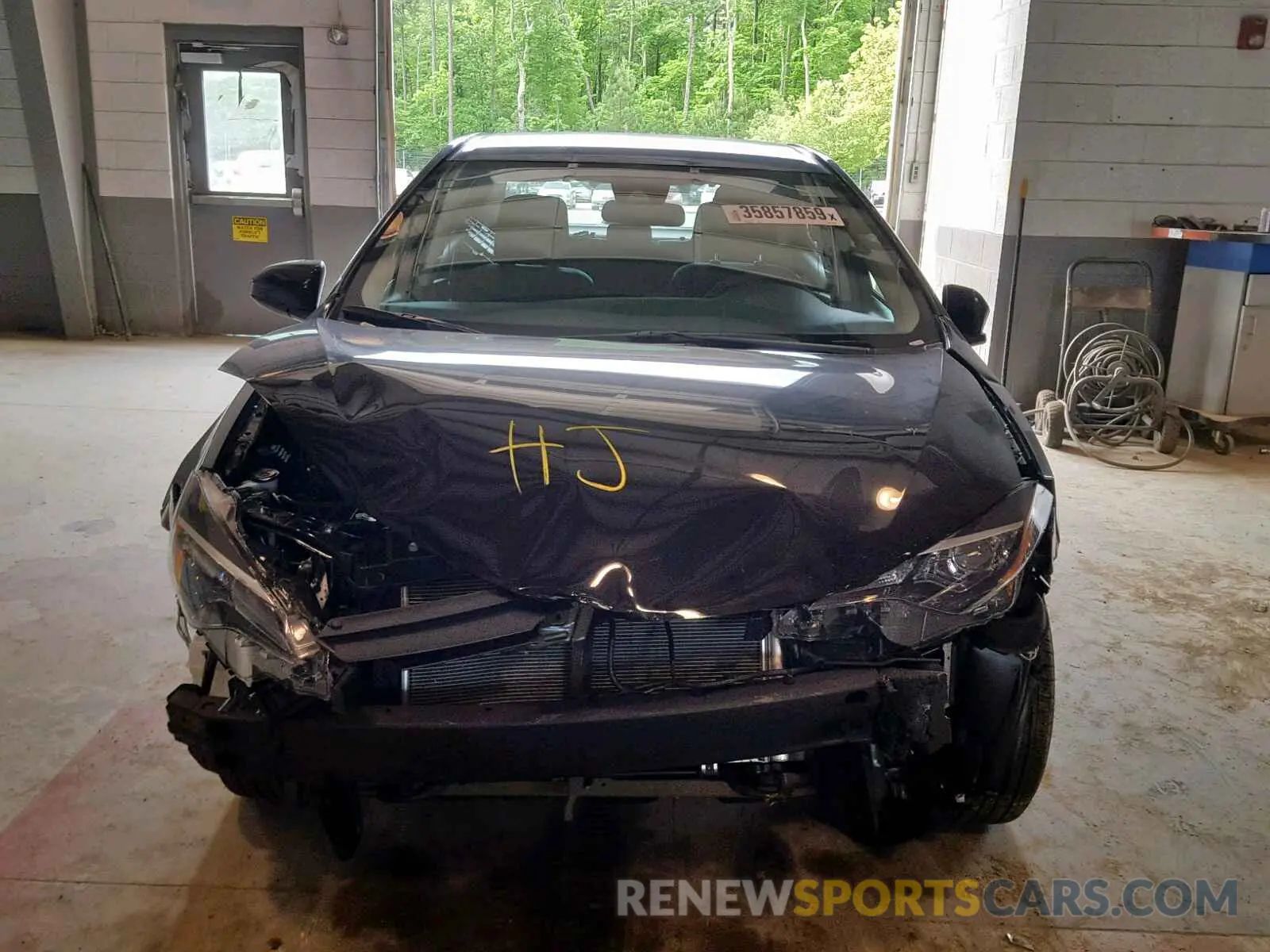 7 fotografías del automóvil dañado 5YFBURHE9KP935690 TOYOTA COROLLA 2019
