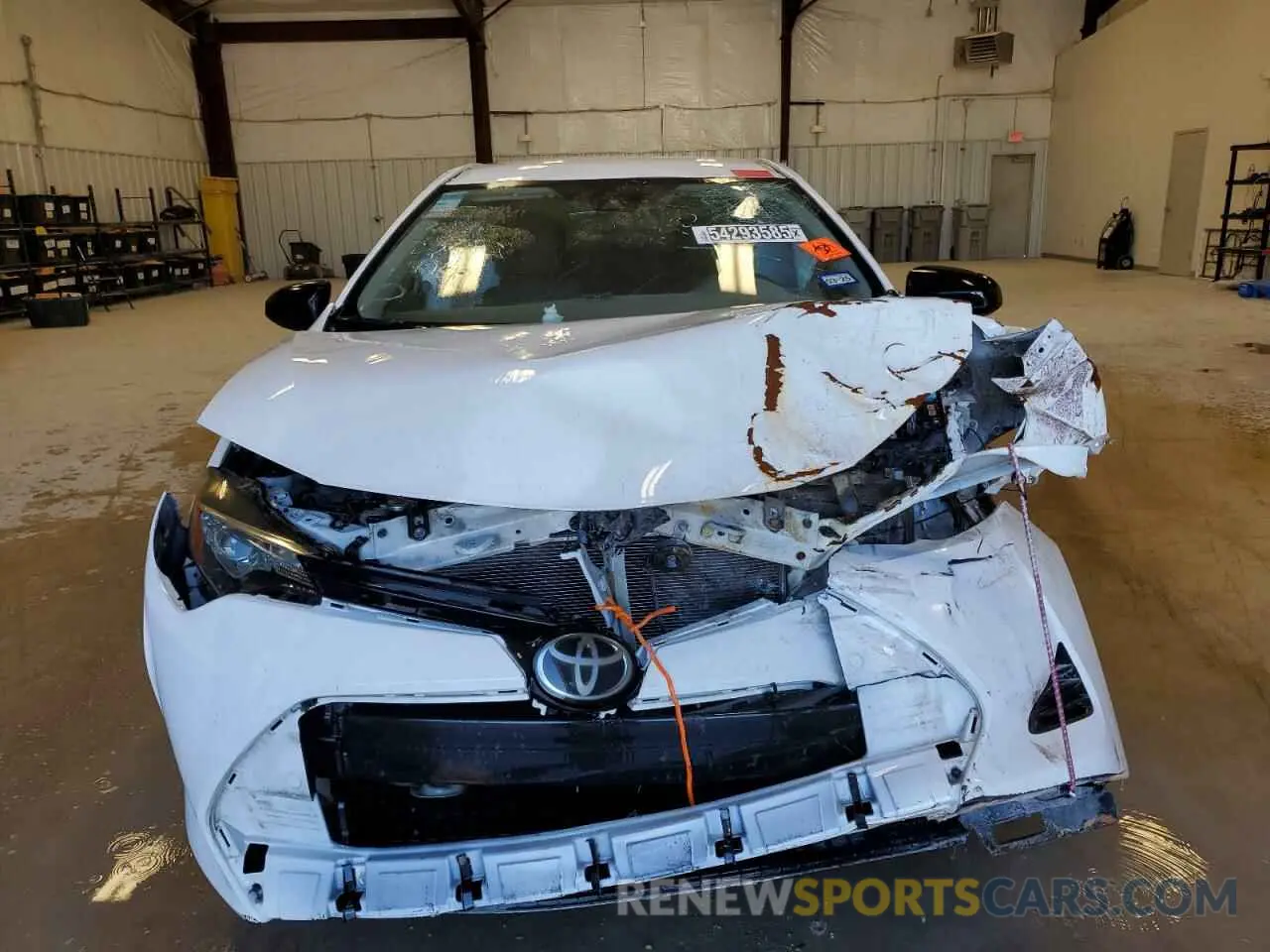 5 fotografías del automóvil dañado 5YFBURHE9KP939190 TOYOTA COROLLA 2019