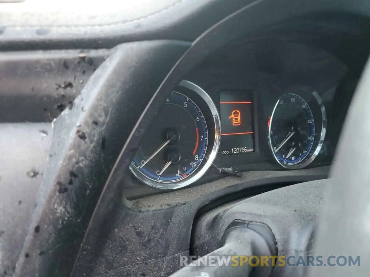 9 fotografías del automóvil dañado 5YFBURHE9KP939190 TOYOTA COROLLA 2019
