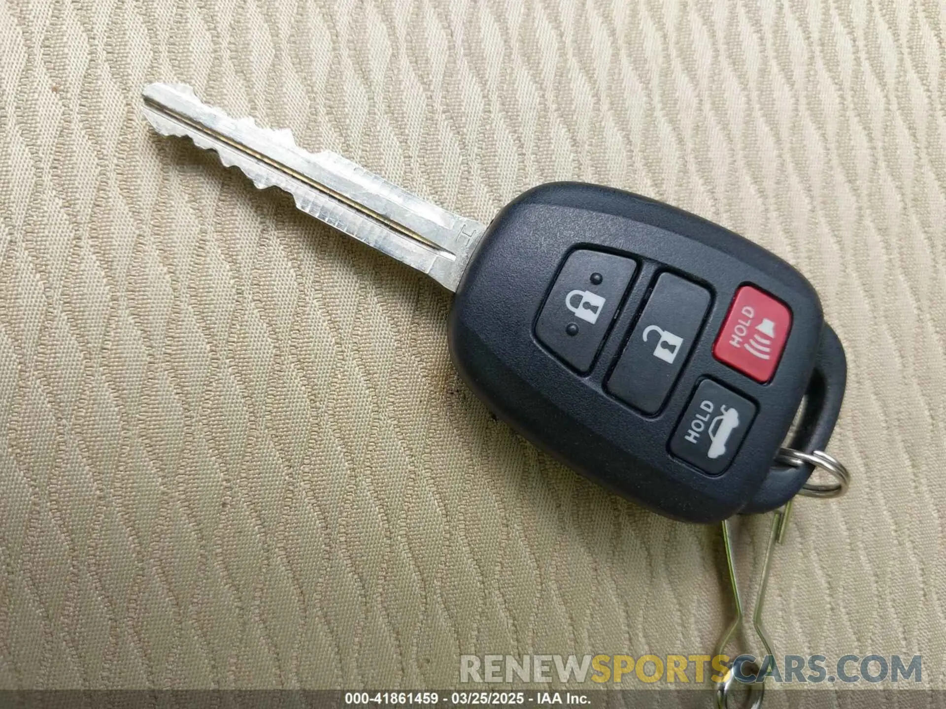 11 fotografías del automóvil dañado 5YFBURHE9KP939223 TOYOTA COROLLA 2019