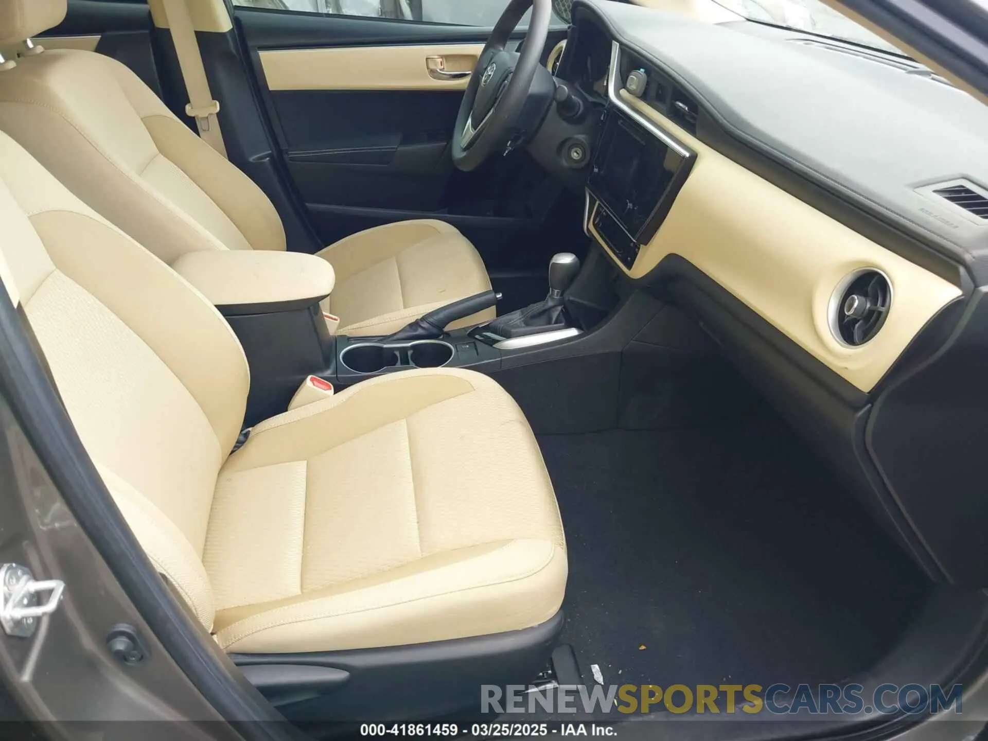 5 fotografías del automóvil dañado 5YFBURHE9KP939223 TOYOTA COROLLA 2019