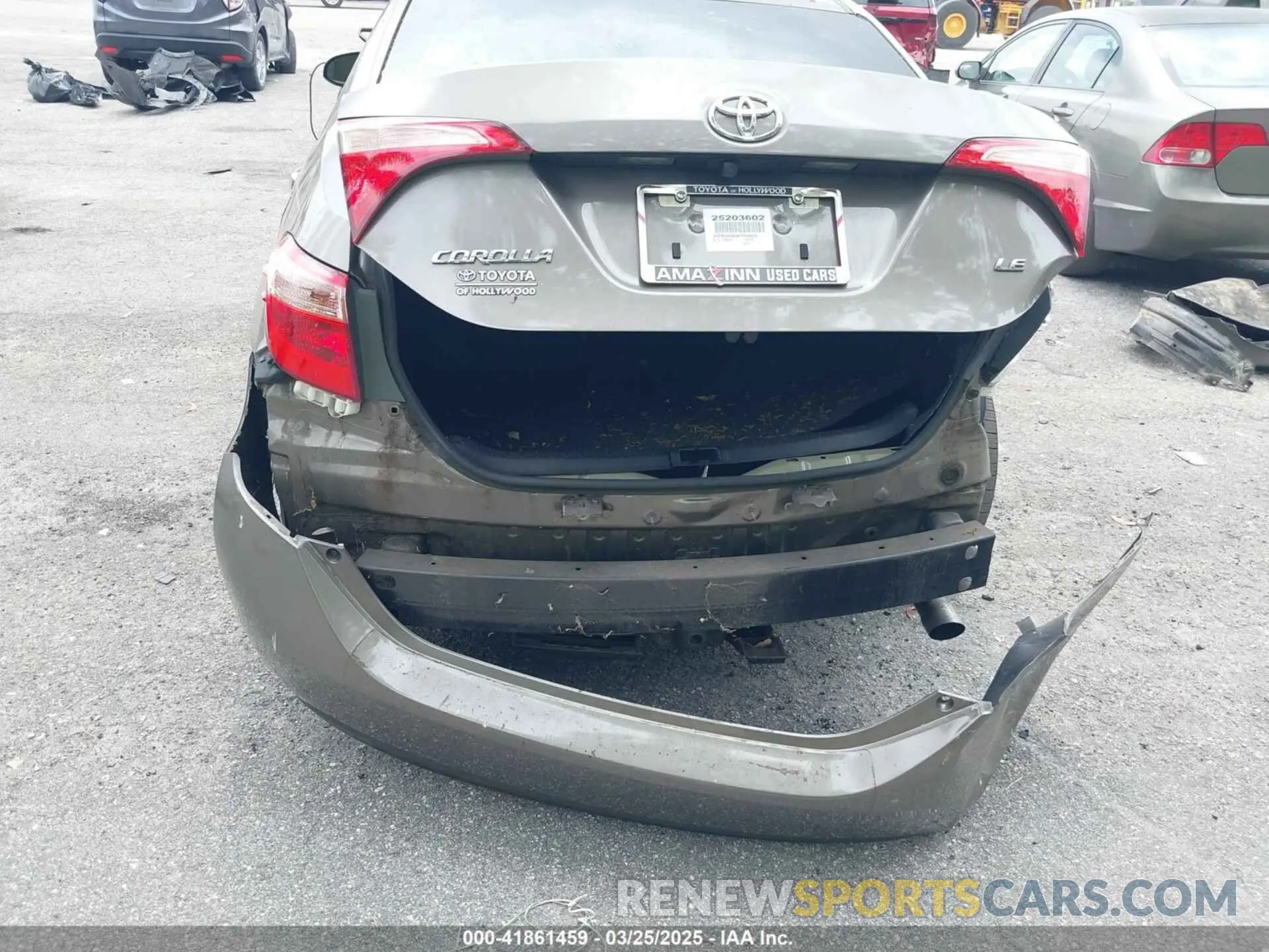6 fotografías del automóvil dañado 5YFBURHE9KP939223 TOYOTA COROLLA 2019