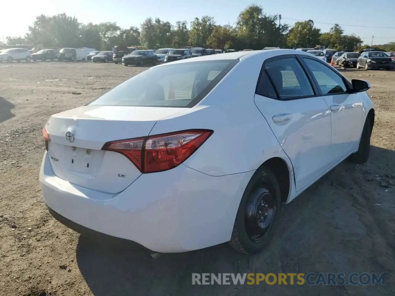 4 fotografías del automóvil dañado 5YFBURHE9KP940369 TOYOTA COROLLA 2019