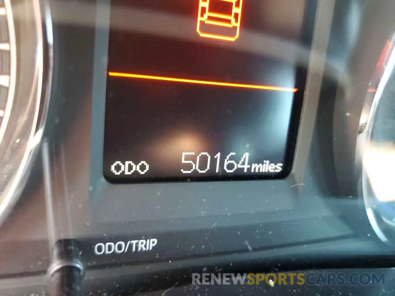 8 fotografías del automóvil dañado 5YFBURHE9KP940369 TOYOTA COROLLA 2019