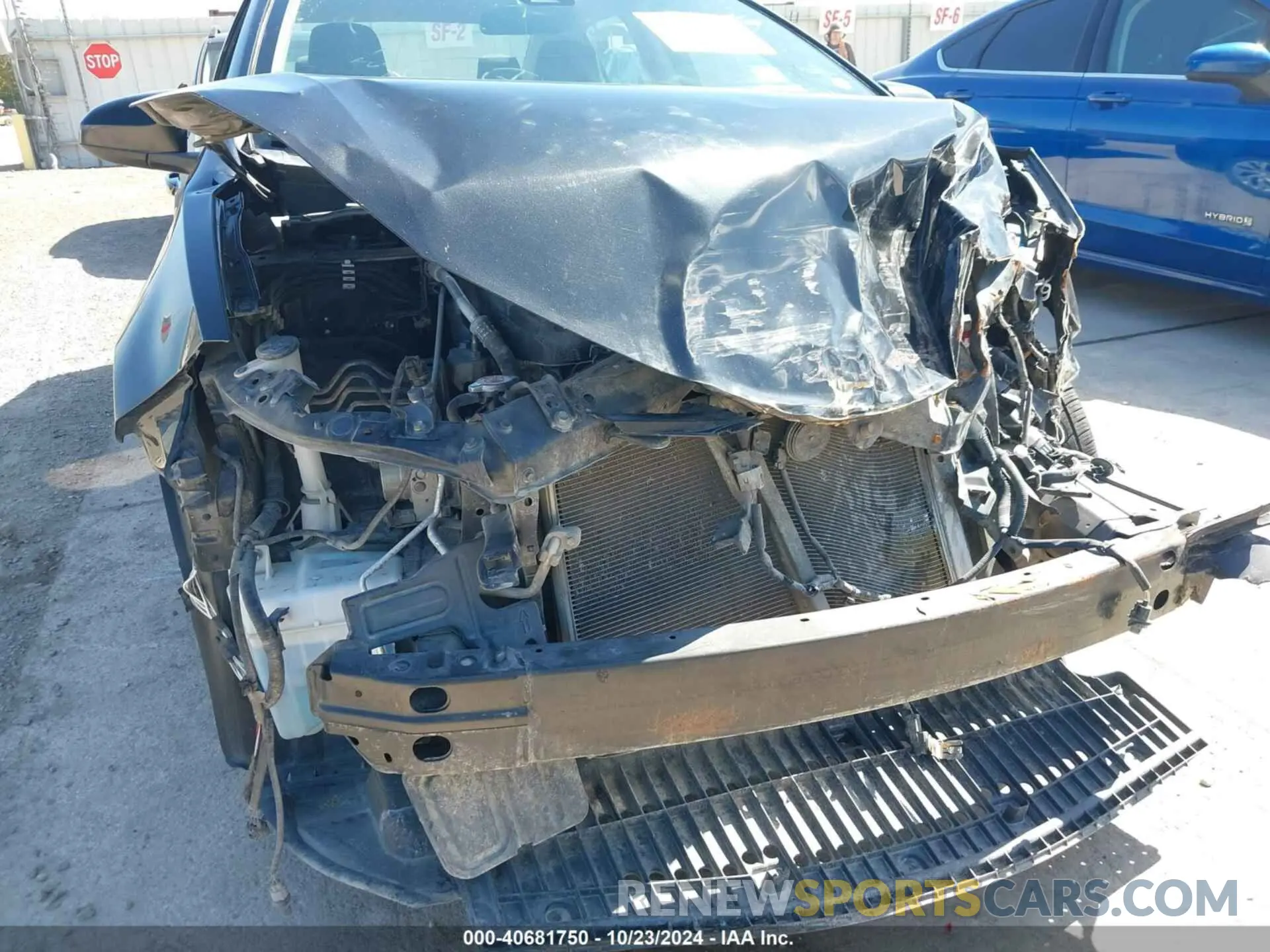 17 fotografías del automóvil dañado 5YFBURHE9KP941117 TOYOTA COROLLA 2019