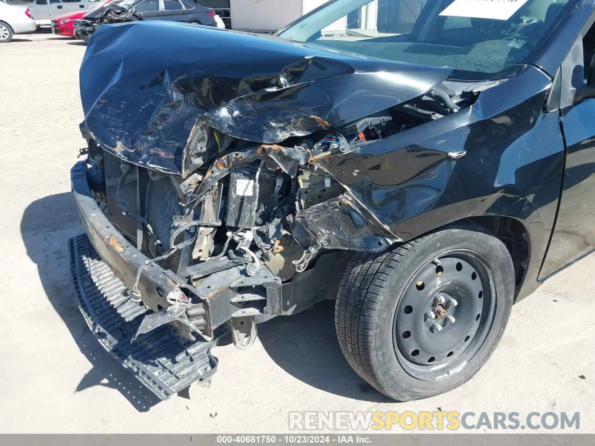18 fotografías del automóvil dañado 5YFBURHE9KP941117 TOYOTA COROLLA 2019