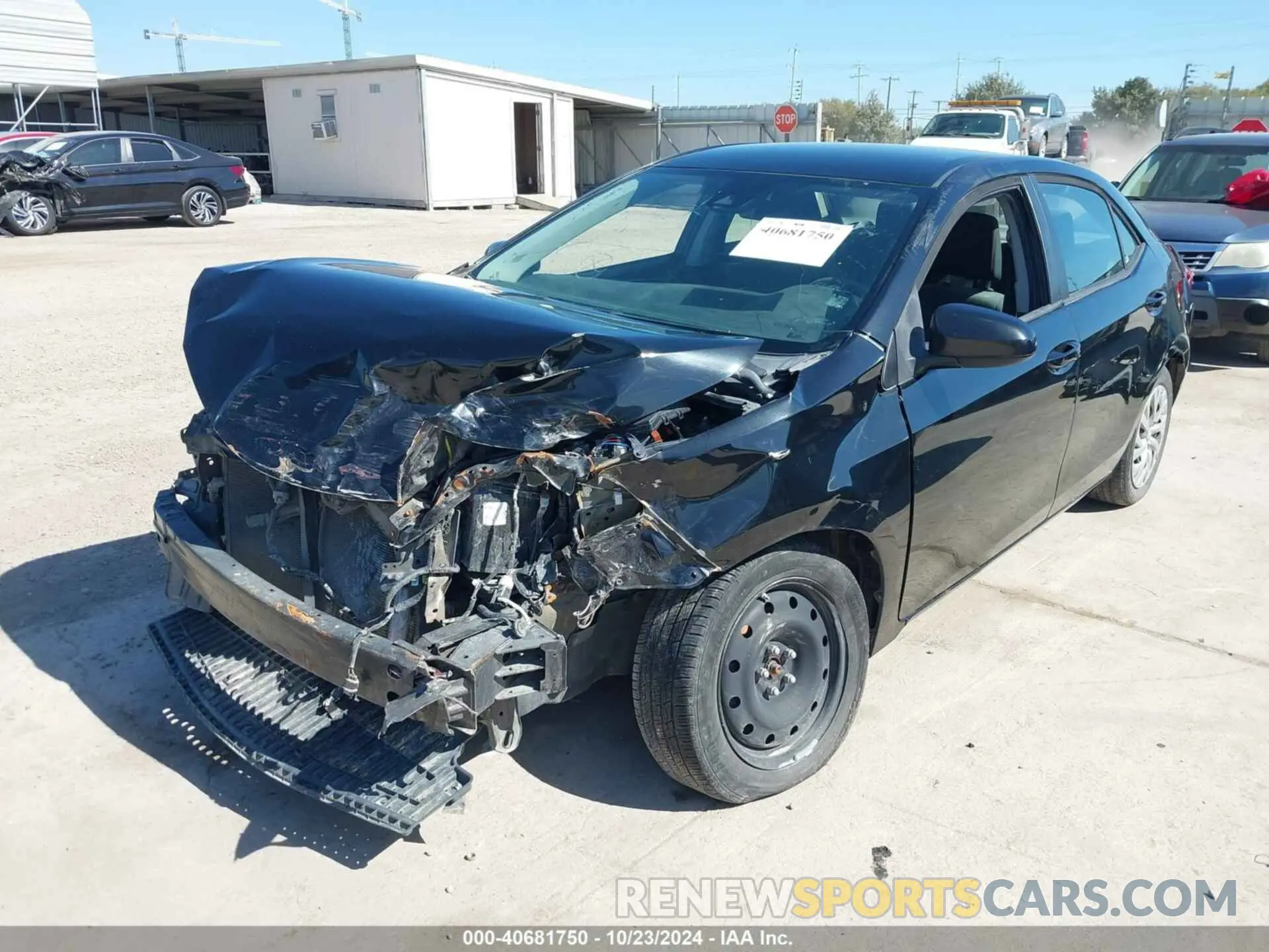 2 fotografías del automóvil dañado 5YFBURHE9KP941117 TOYOTA COROLLA 2019