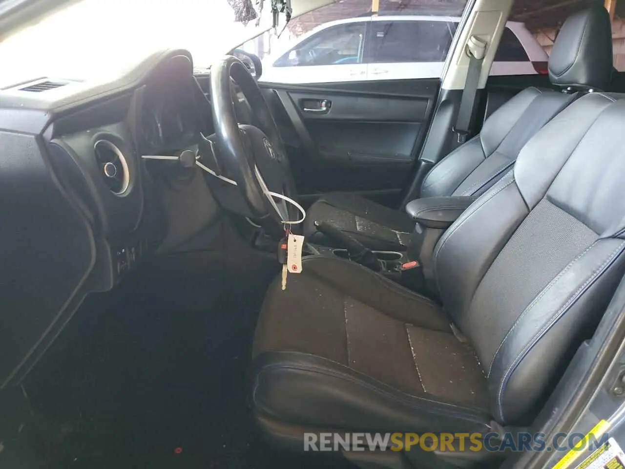 7 fotografías del automóvil dañado 5YFBURHE9KP941618 TOYOTA COROLLA 2019