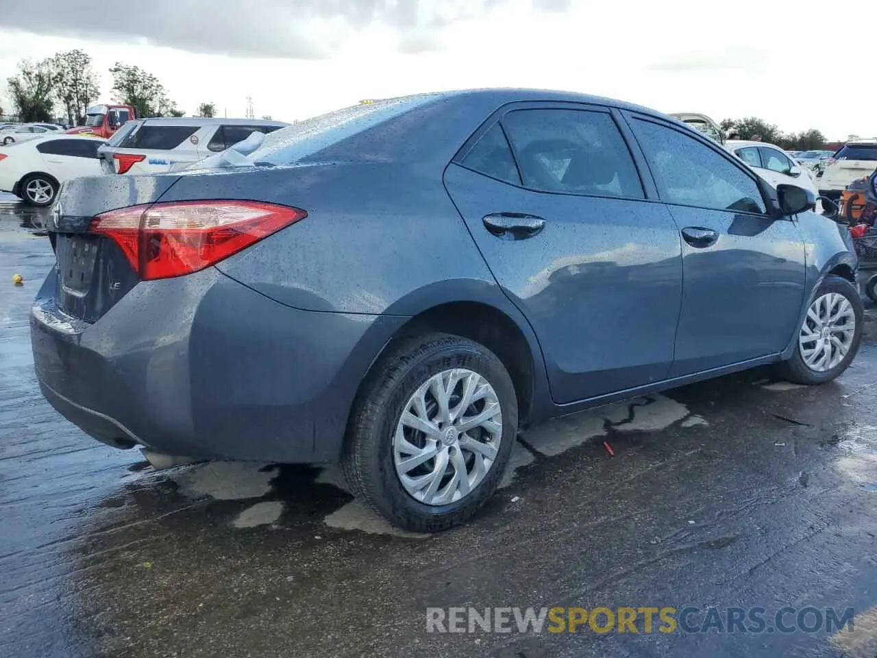4 fotografías del automóvil dañado 5YFBURHE9KP941831 TOYOTA COROLLA 2019