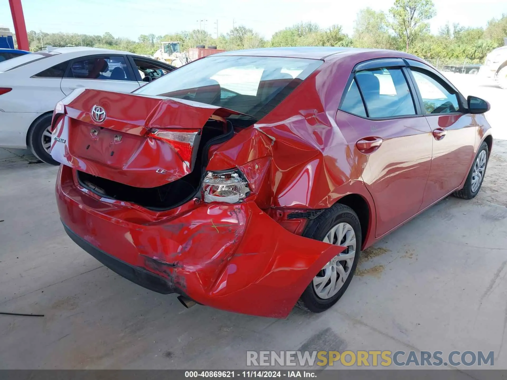 6 fotografías del automóvil dañado 5YFBURHEXKP859512 TOYOTA COROLLA 2019