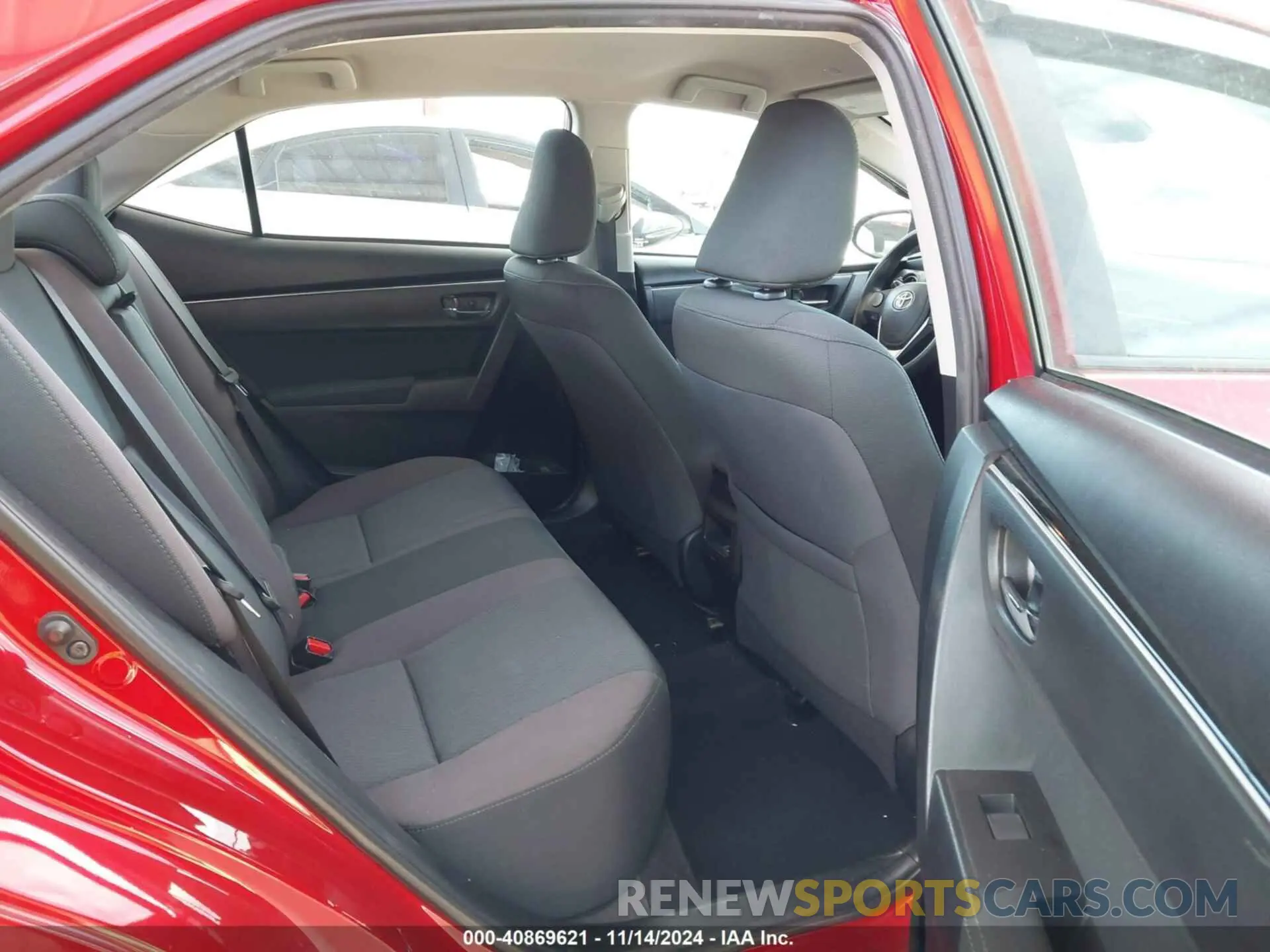 8 fotografías del automóvil dañado 5YFBURHEXKP859512 TOYOTA COROLLA 2019