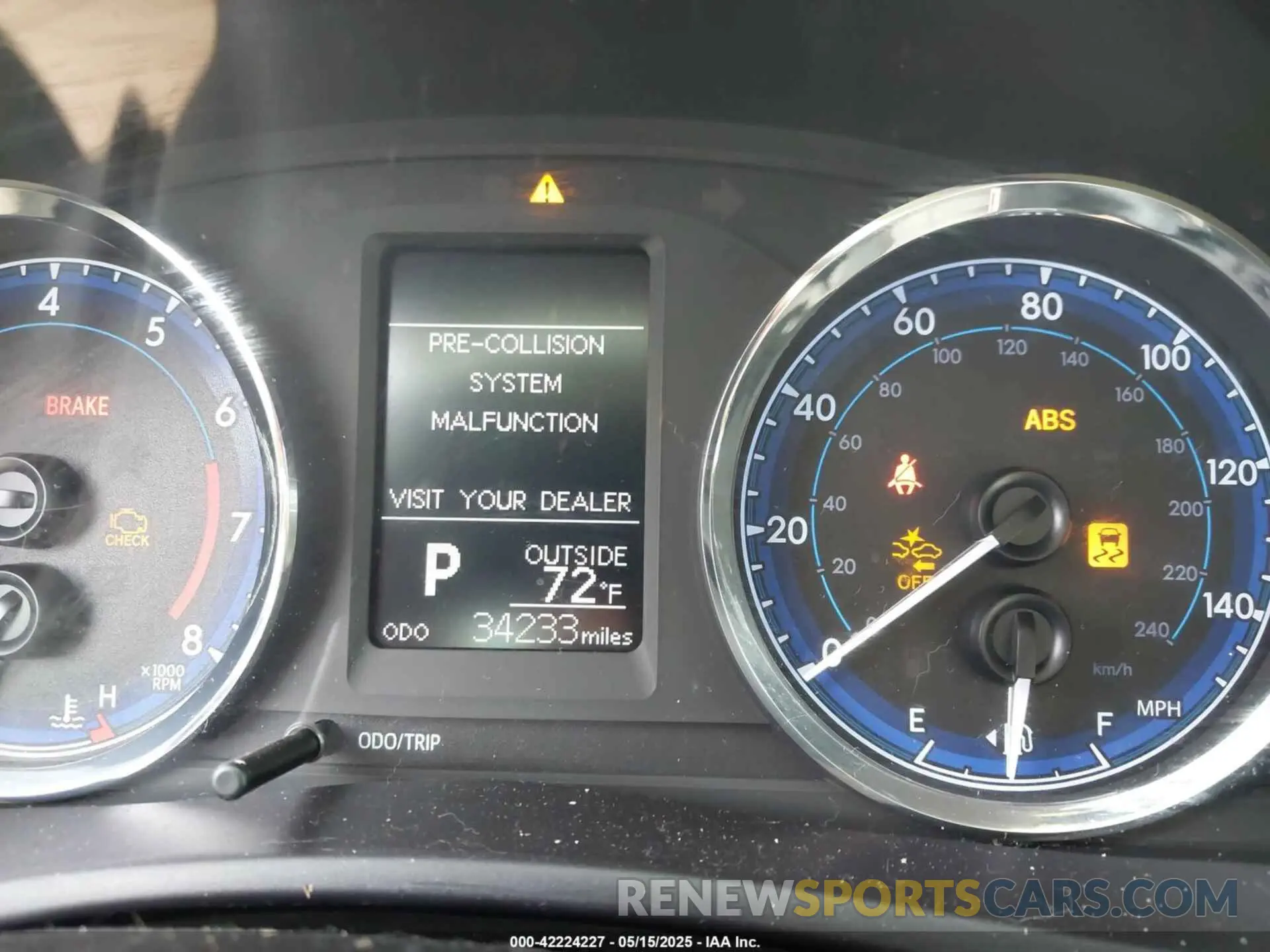 7 fotografías del automóvil dañado 5YFBURHEXKP863852 TOYOTA COROLLA 2019