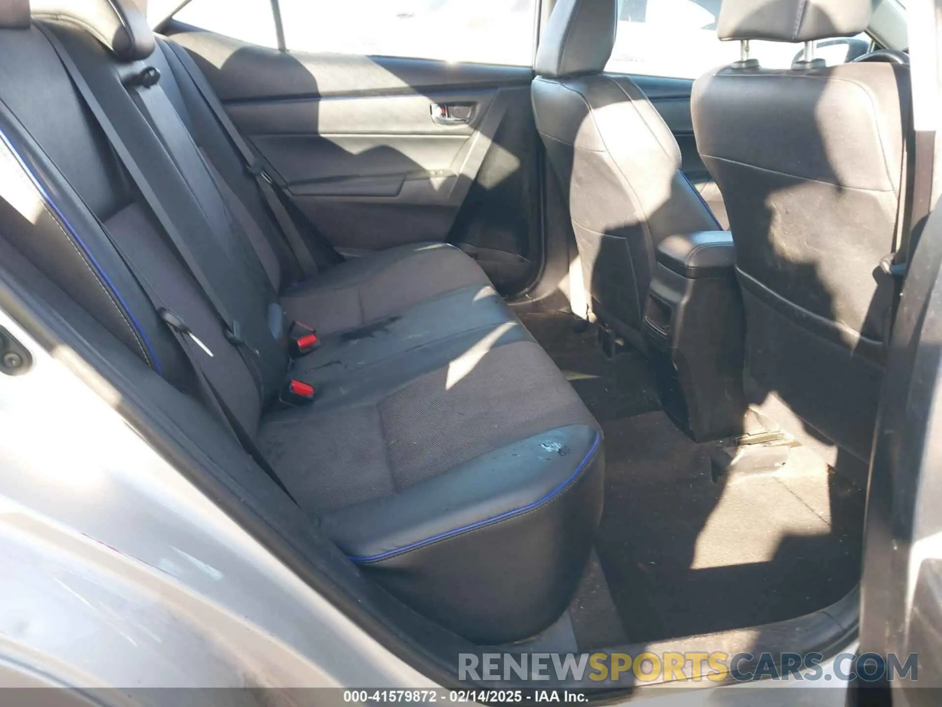 8 fotografías del automóvil dañado 5YFBURHEXKP864807 TOYOTA COROLLA 2019
