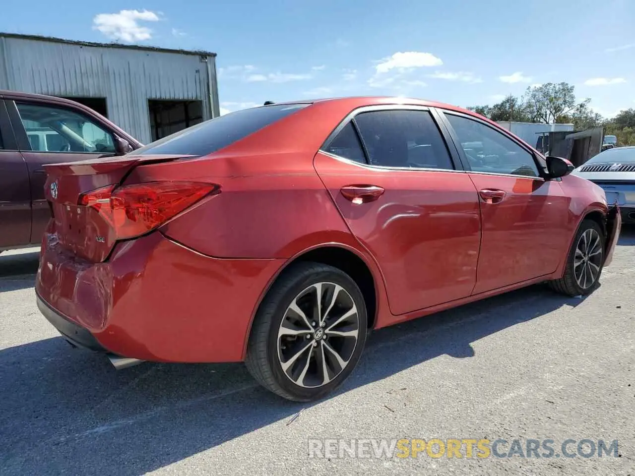 3 fotografías del automóvil dañado 5YFBURHEXKP867688 TOYOTA COROLLA 2019