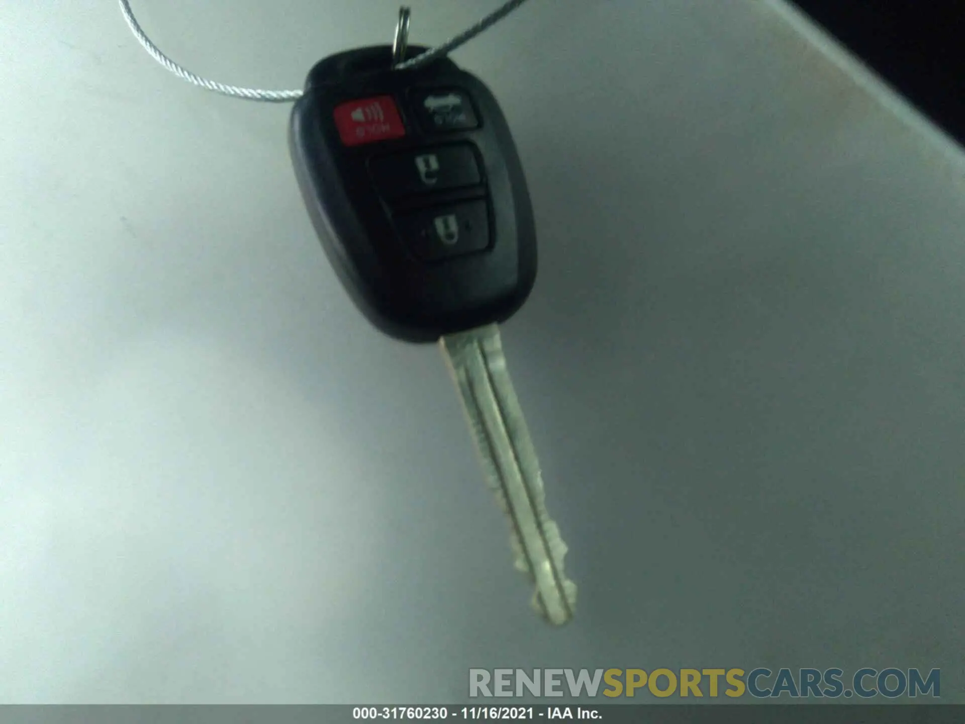11 fotografías del automóvil dañado 5YFBURHEXKP878478 TOYOTA COROLLA 2019