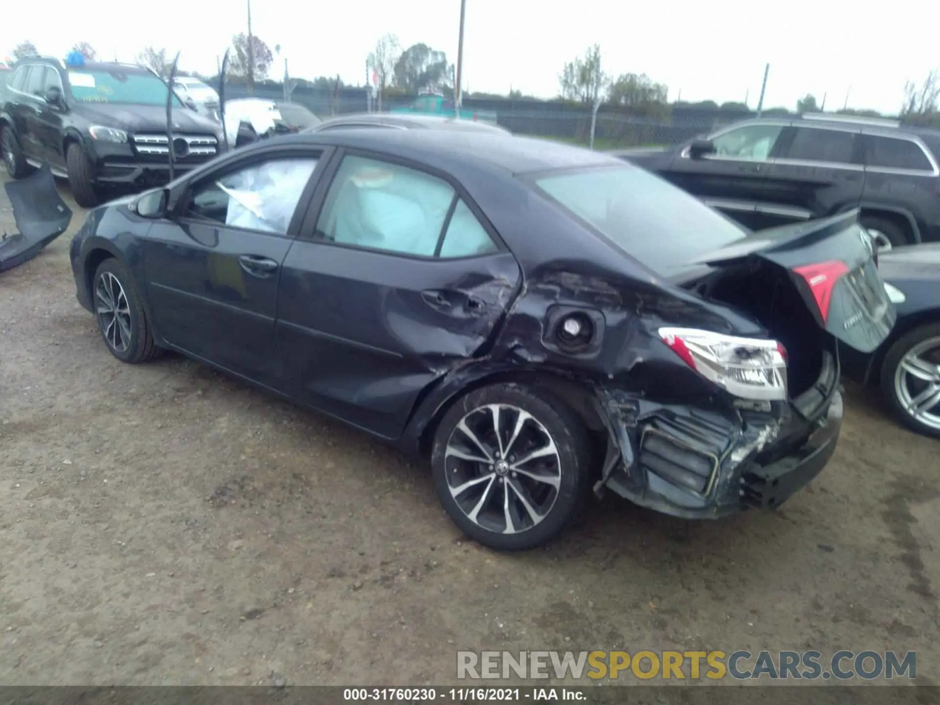3 fotografías del automóvil dañado 5YFBURHEXKP878478 TOYOTA COROLLA 2019