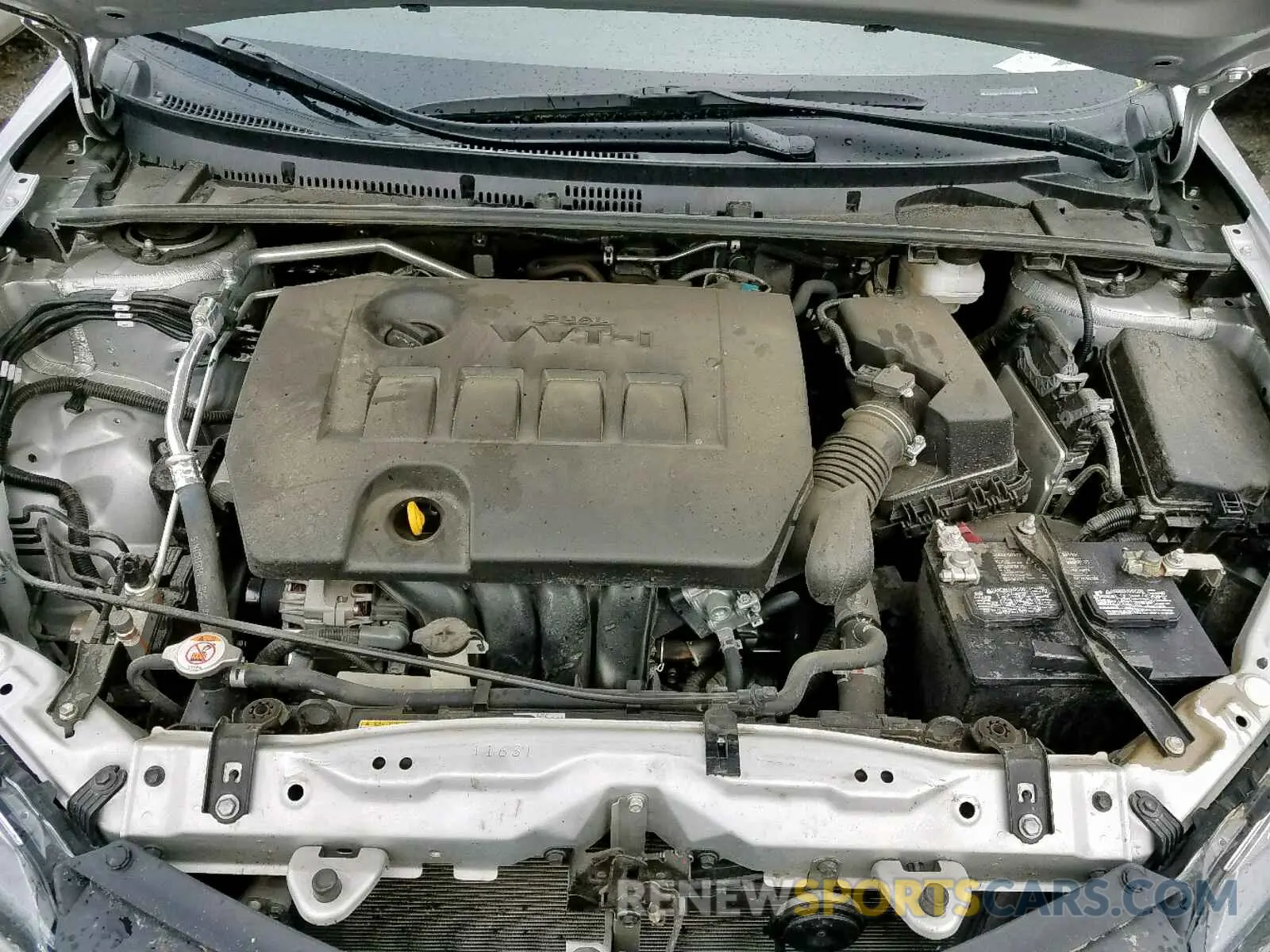 7 fotografías del automóvil dañado 5YFBURHEXKP886998 TOYOTA COROLLA 2019