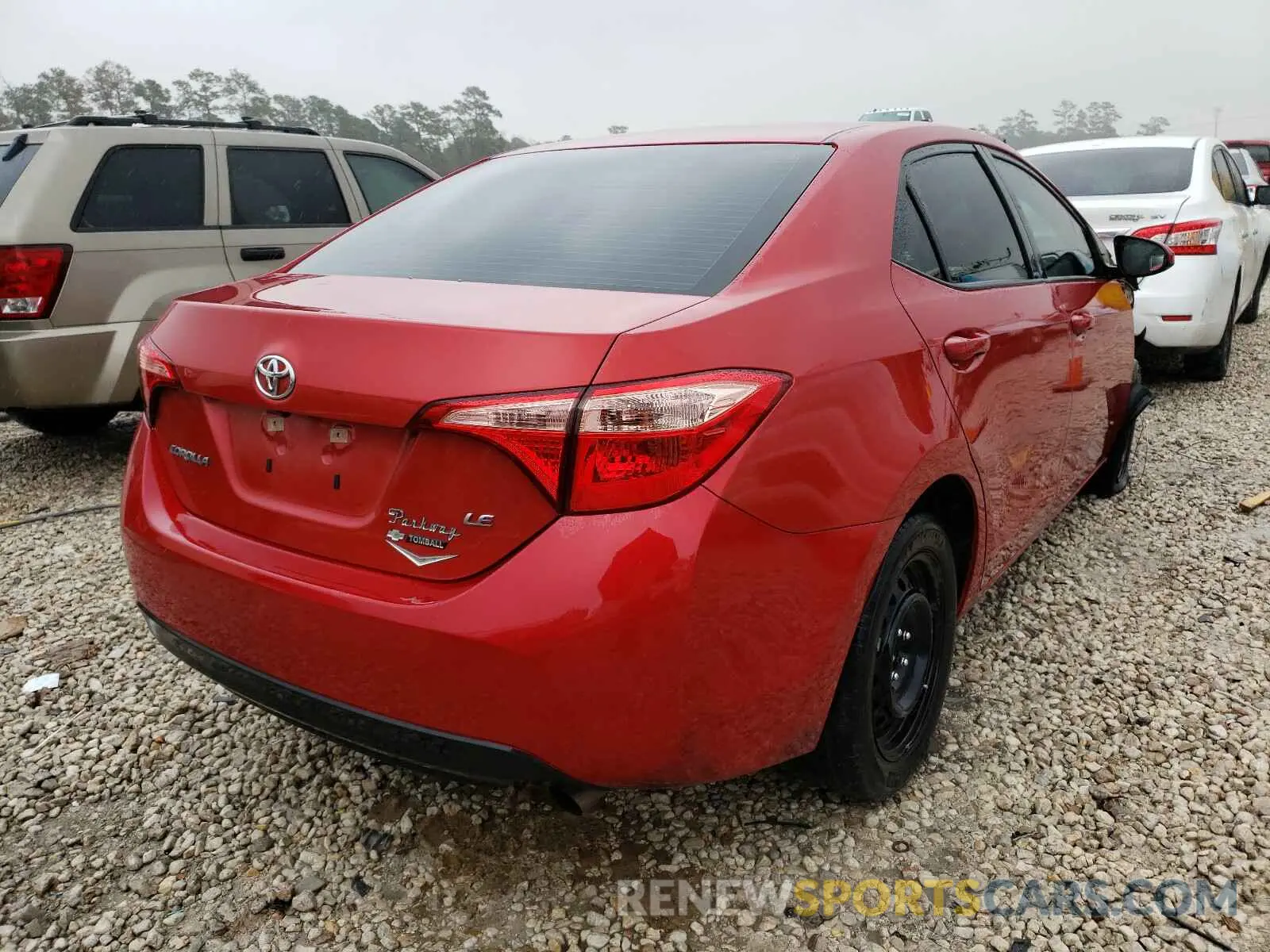 4 fotografías del automóvil dañado 5YFBURHEXKP888427 TOYOTA COROLLA 2019