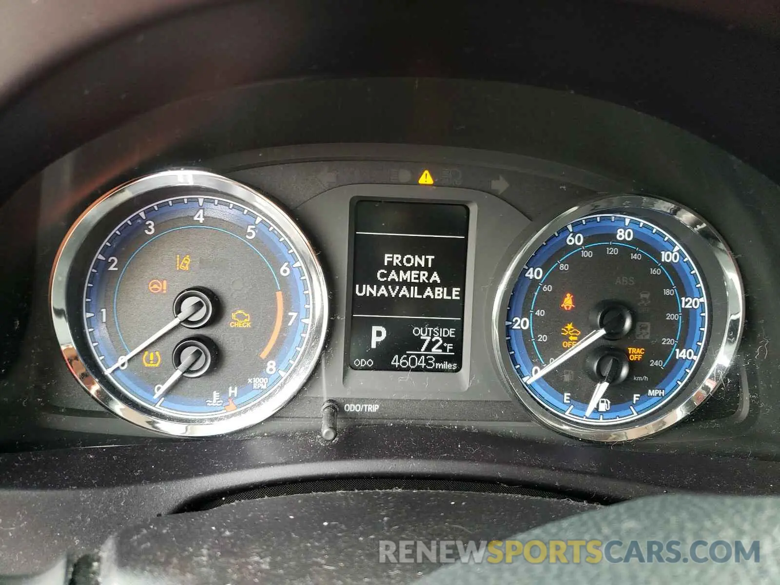 8 fotografías del automóvil dañado 5YFBURHEXKP888427 TOYOTA COROLLA 2019