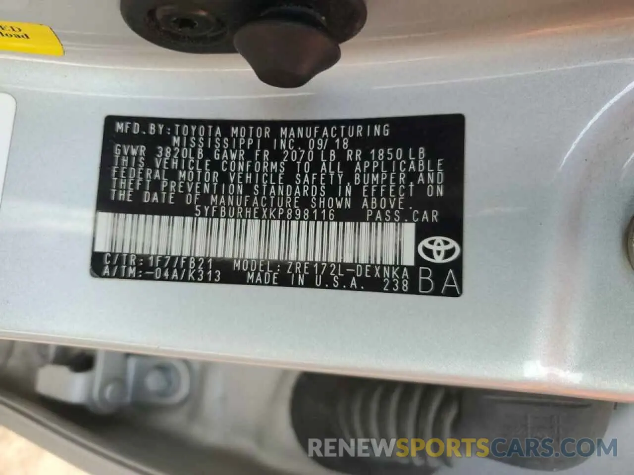 12 fotografías del automóvil dañado 5YFBURHEXKP898116 TOYOTA COROLLA 2019