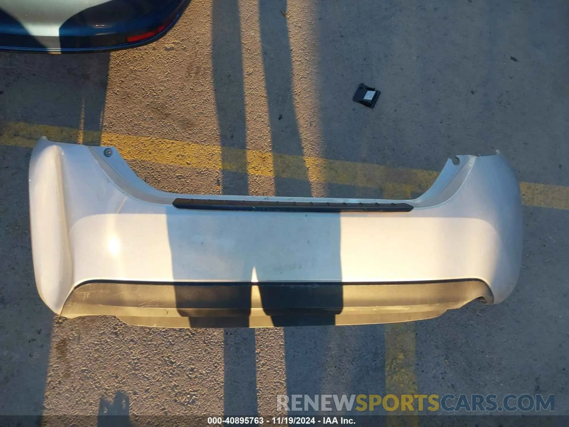 11 fotografías del automóvil dañado 5YFBURHEXKP903301 TOYOTA COROLLA 2019