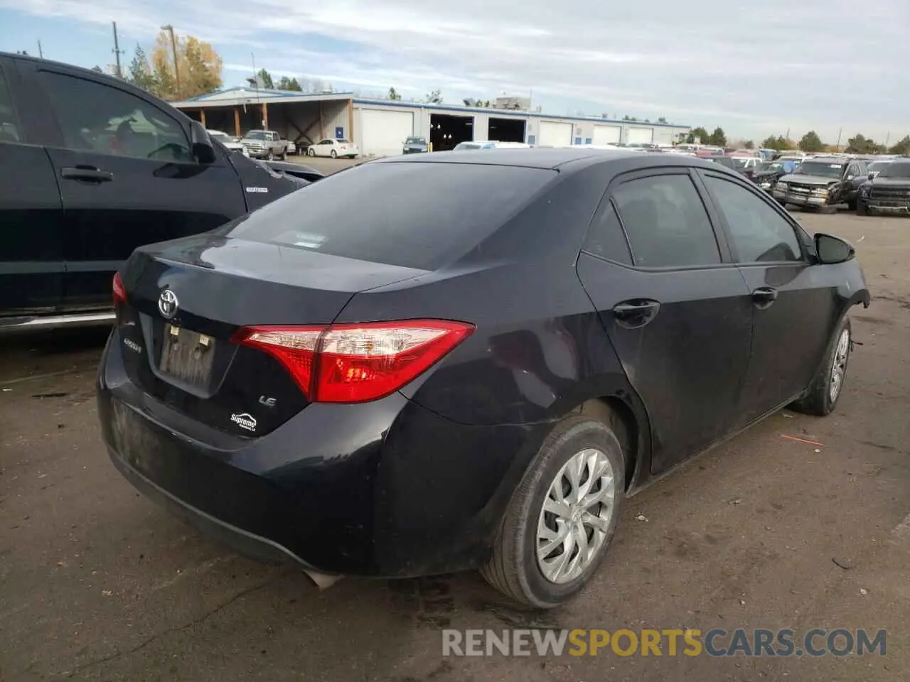 4 fotografías del automóvil dañado 5YFBURHEXKP906070 TOYOTA COROLLA 2019