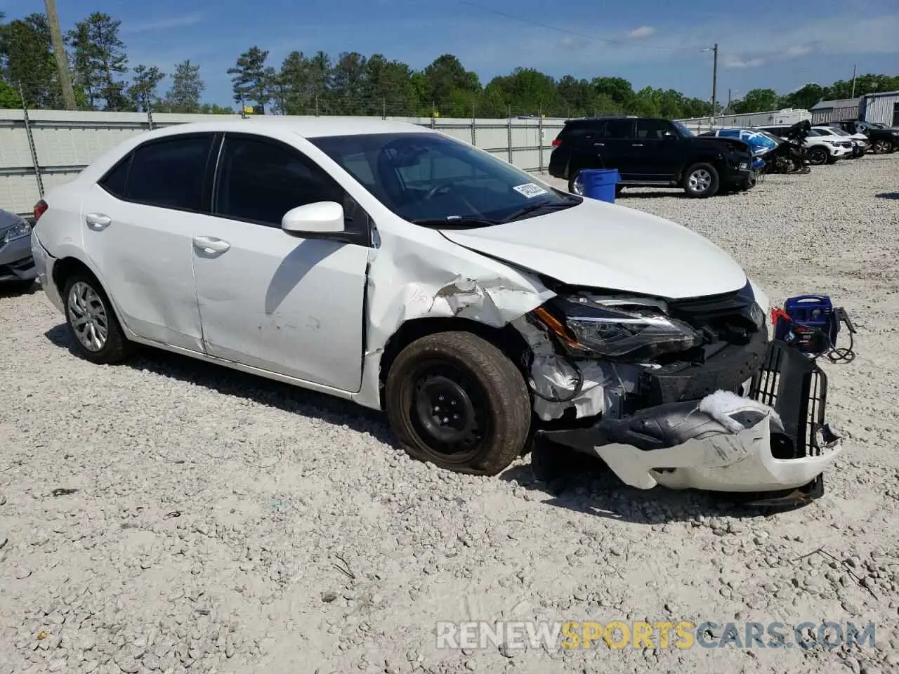 4 fotografías del automóvil dañado 5YFBURHEXKP909700 TOYOTA COROLLA 2019