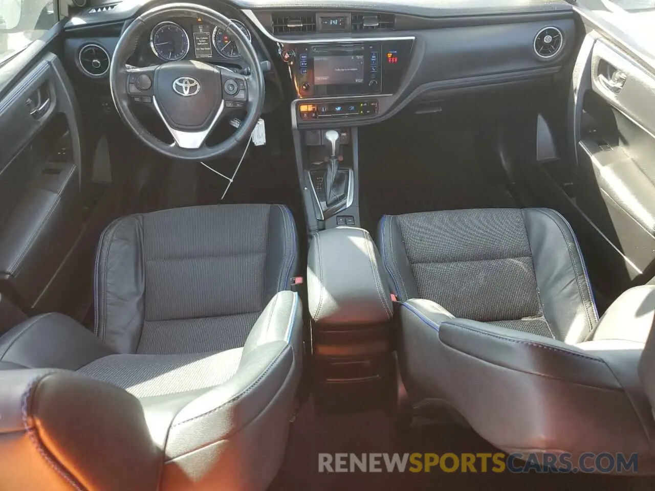 8 fotografías del automóvil dañado 5YFBURHEXKP914198 TOYOTA COROLLA 2019