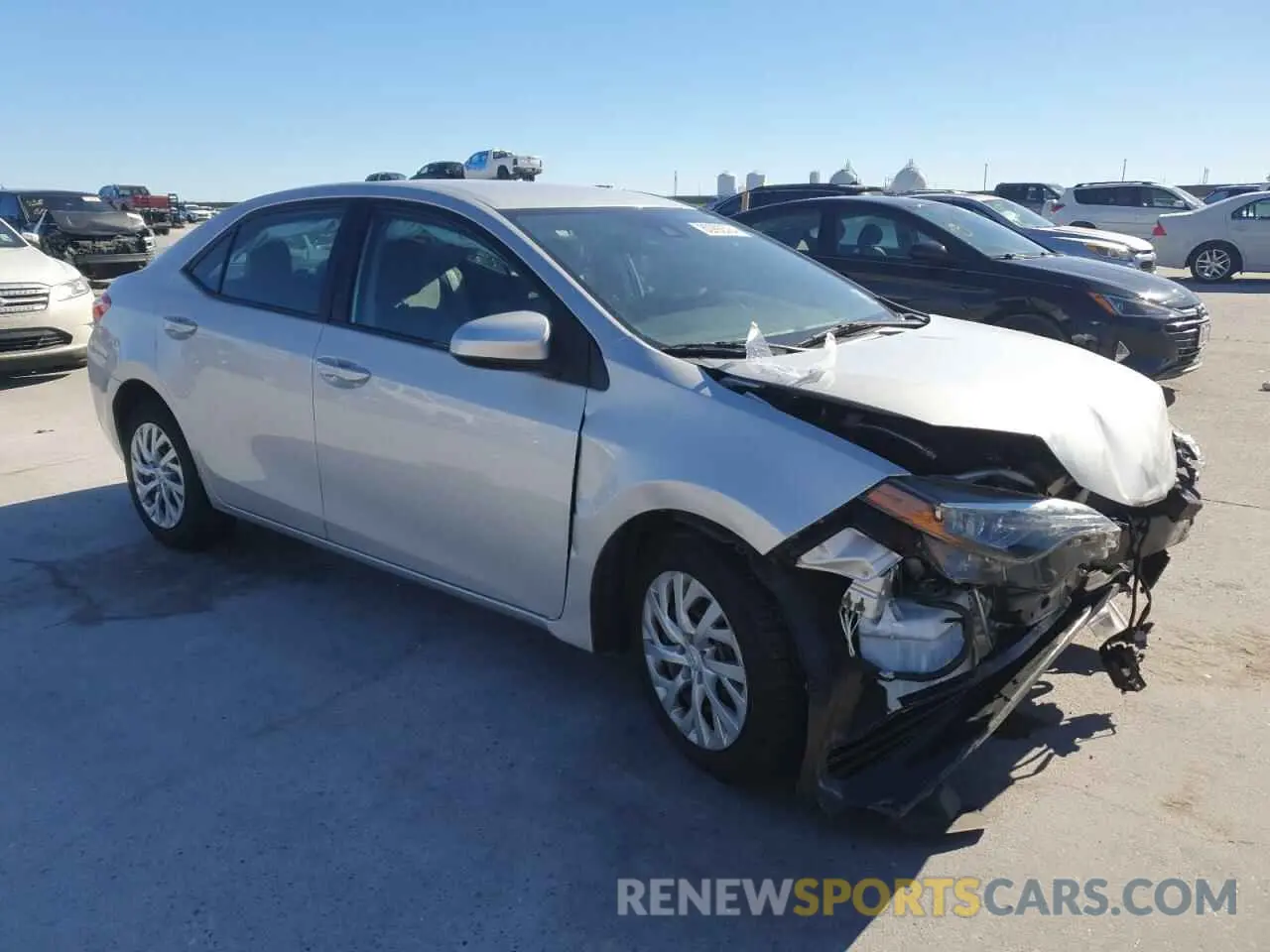 4 fotografías del automóvil dañado 5YFBURHEXKP915254 TOYOTA COROLLA 2019