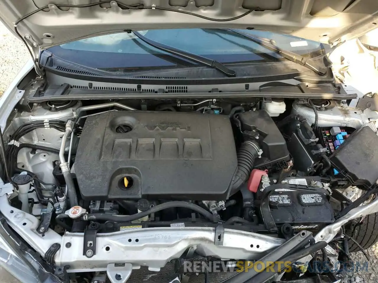 11 fotografías del automóvil dañado 5YFBURHEXKP922012 TOYOTA COROLLA 2019