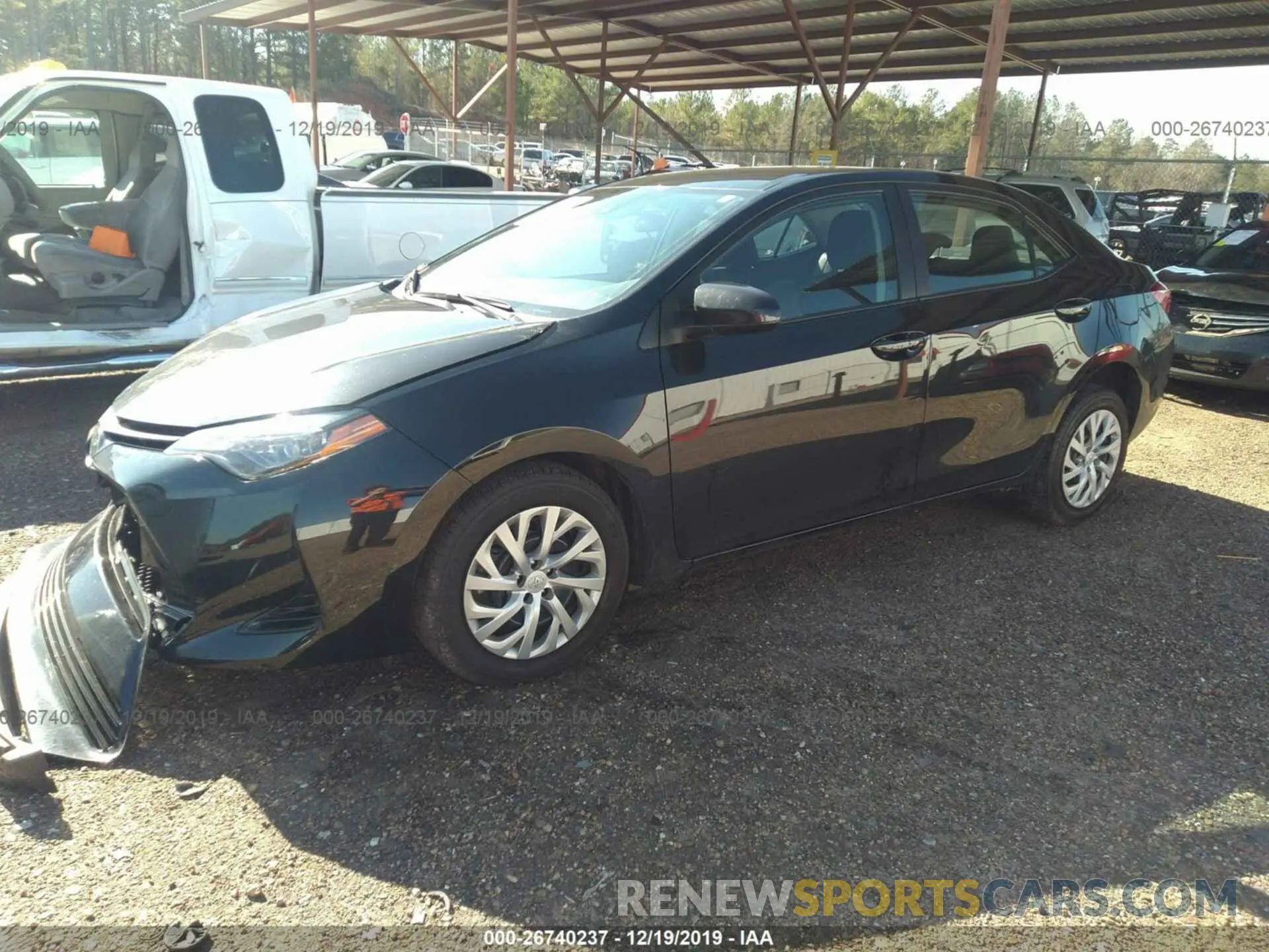 2 fotografías del automóvil dañado 5YFBURHEXKP925086 TOYOTA COROLLA 2019