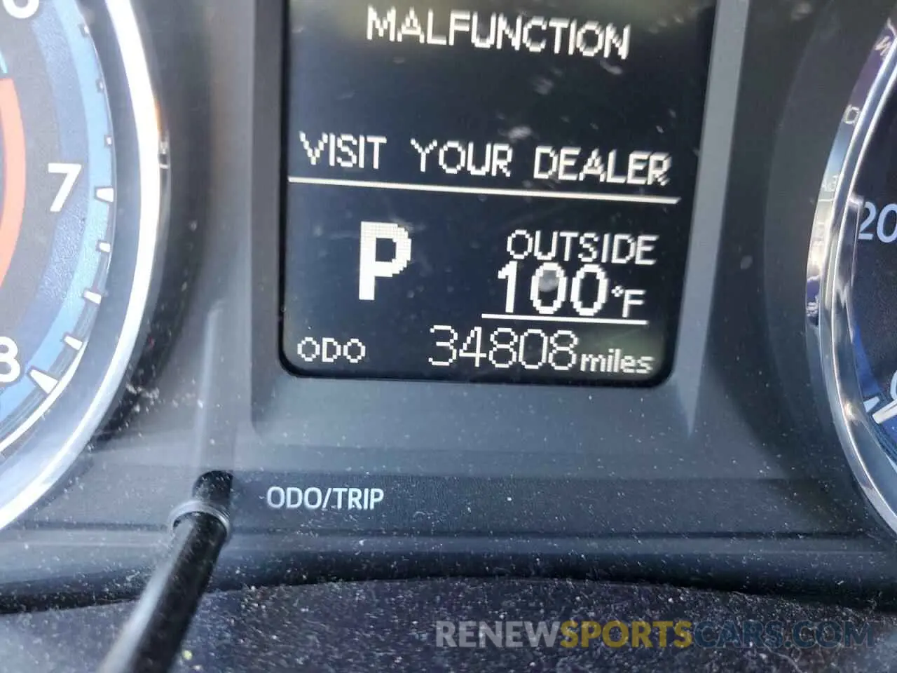 8 fotografías del automóvil dañado 5YFBURHEXKP925704 TOYOTA COROLLA 2019
